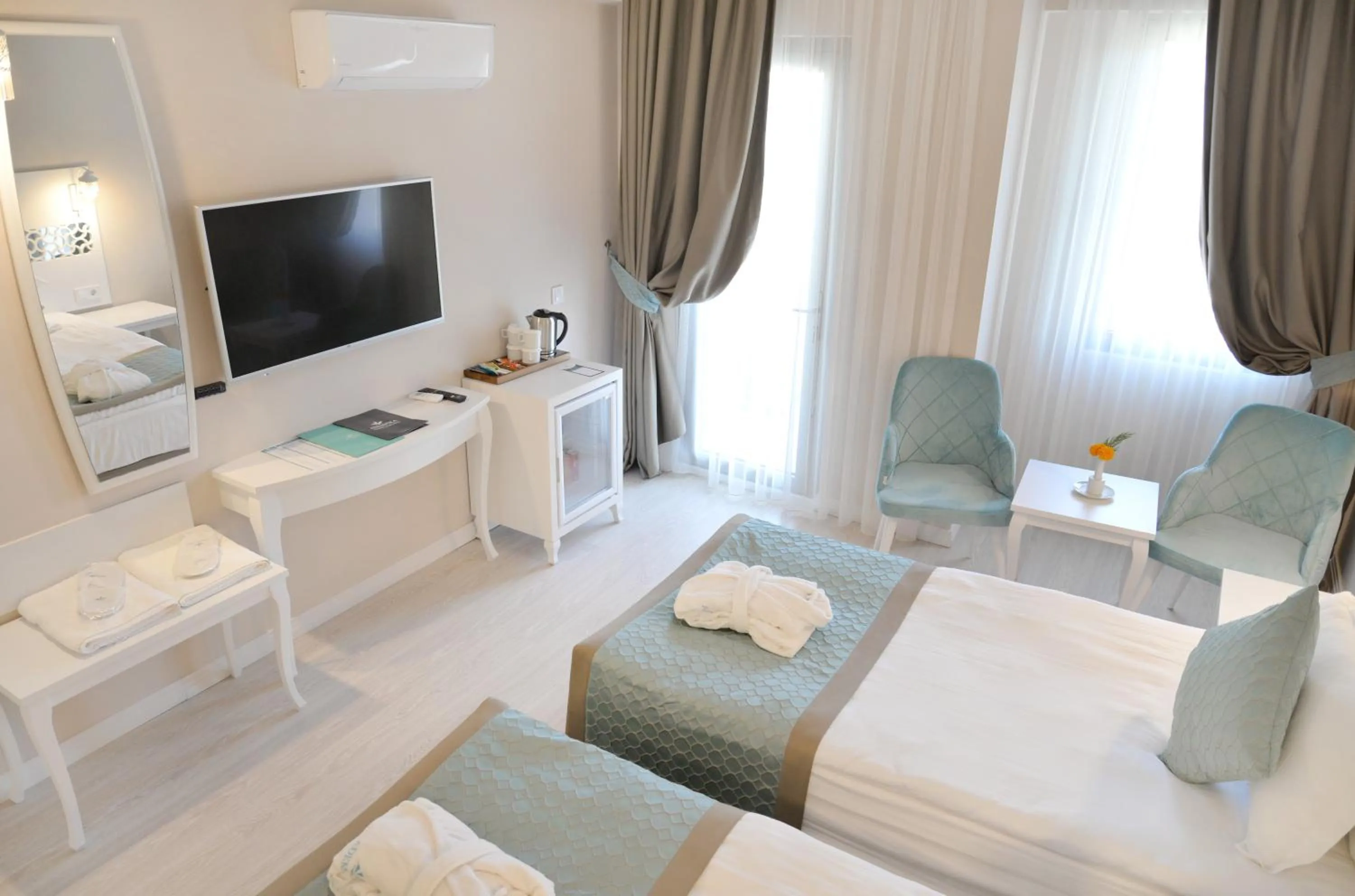 Bed in ADEMPİRA TERMAL&SPAHOTEL