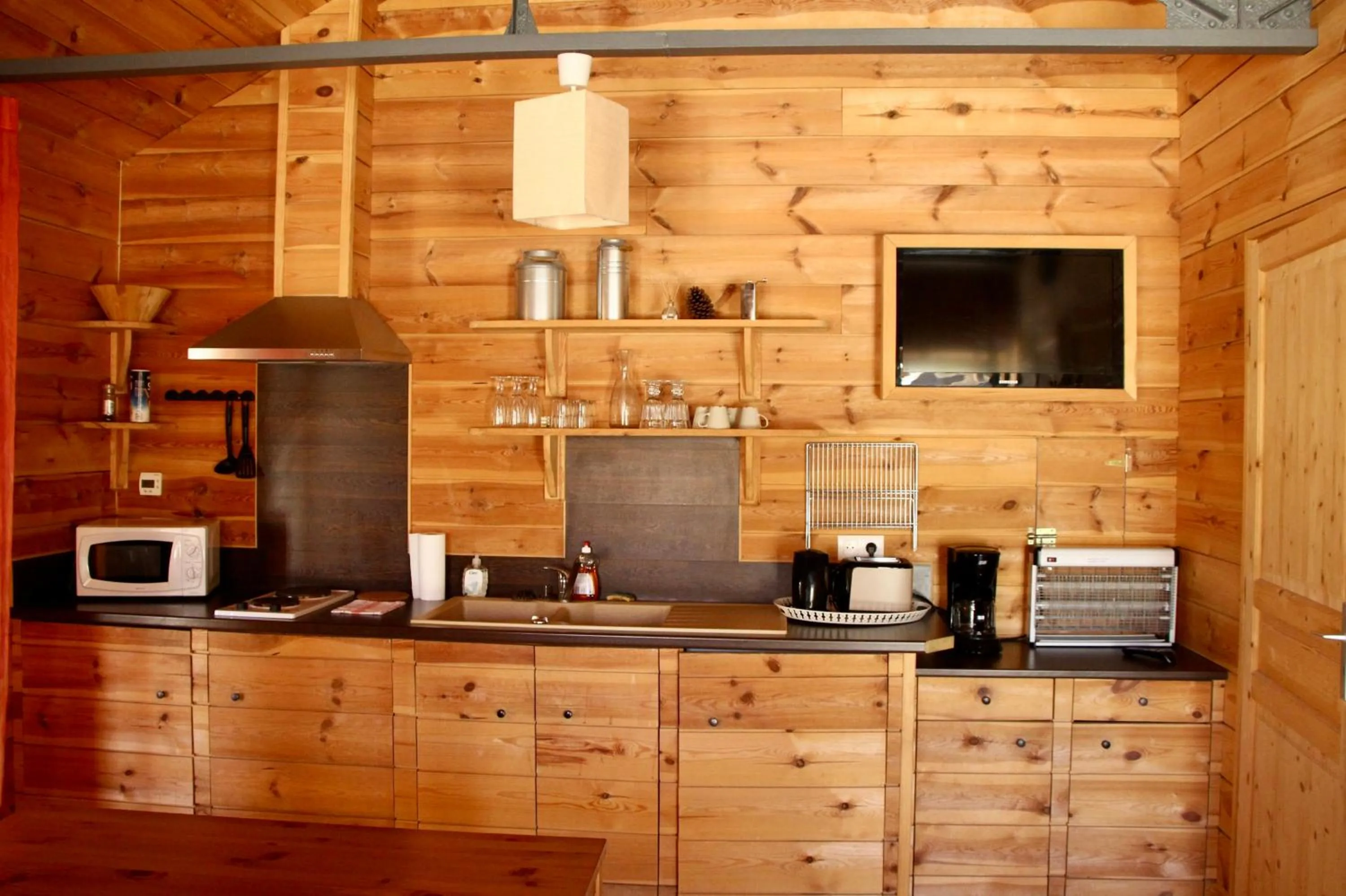 Kitchen or kitchenette in Western City Troyes