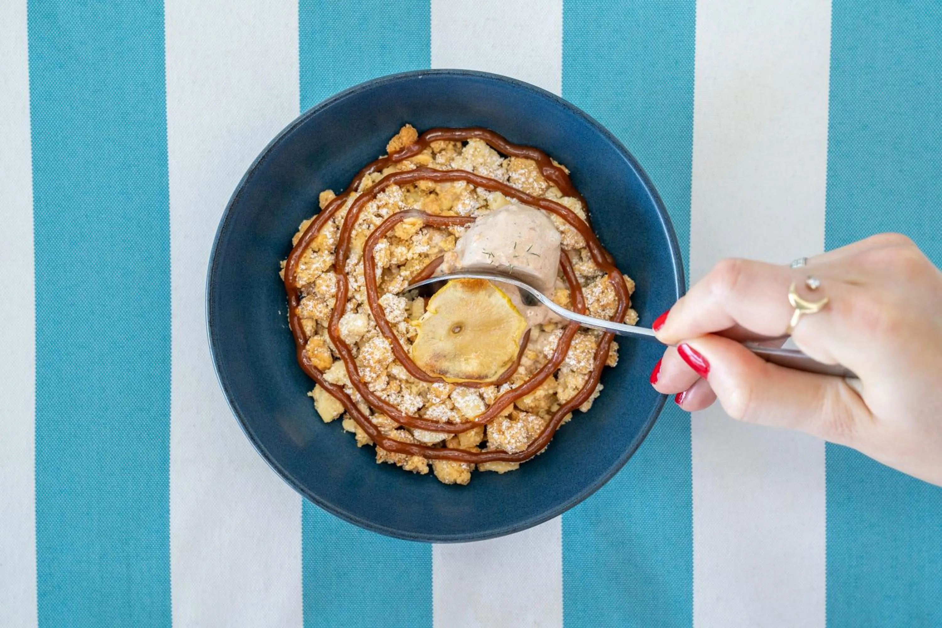 Breakfast in Ulu Cliffhouse