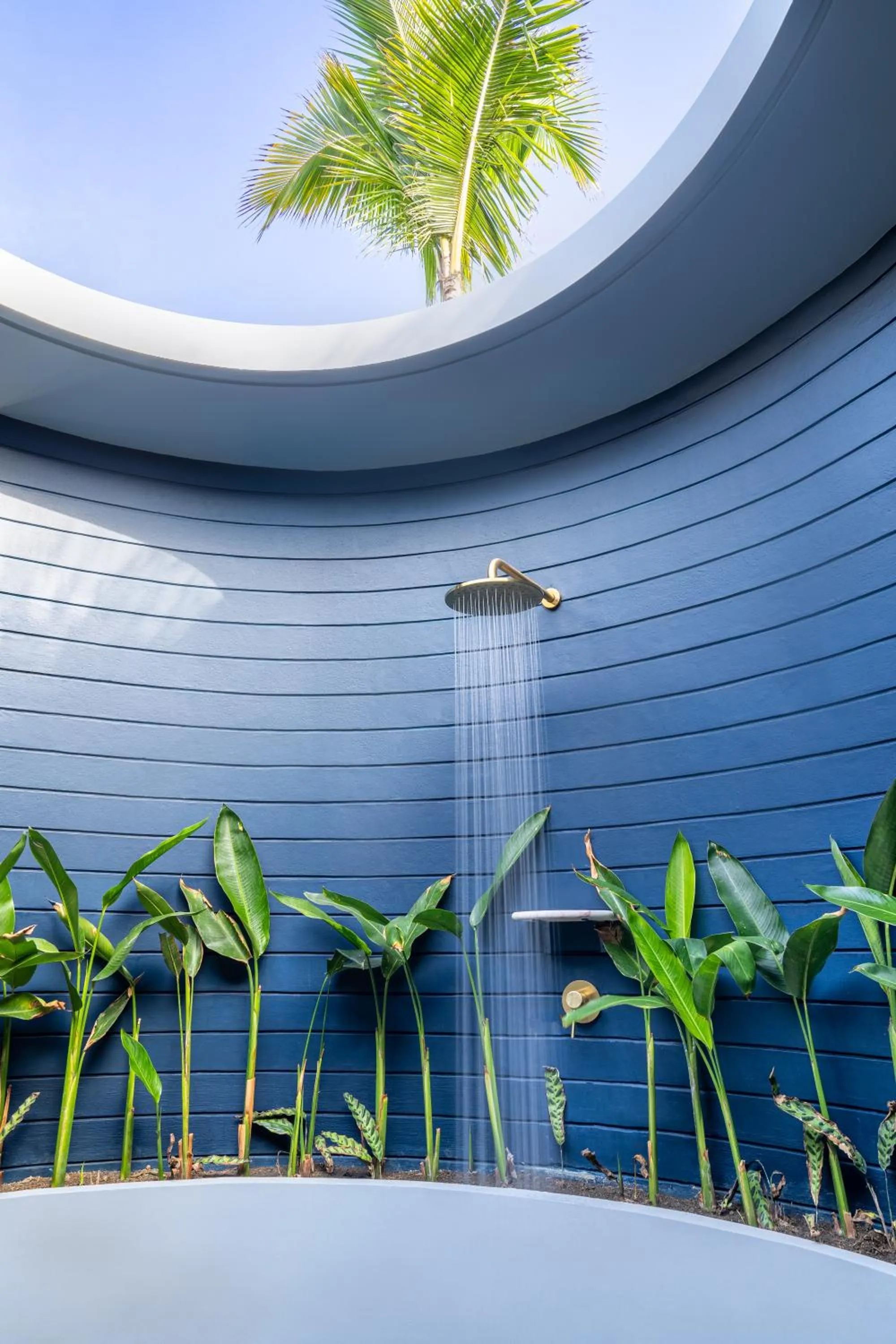 Shower in Ulu Cliffhouse