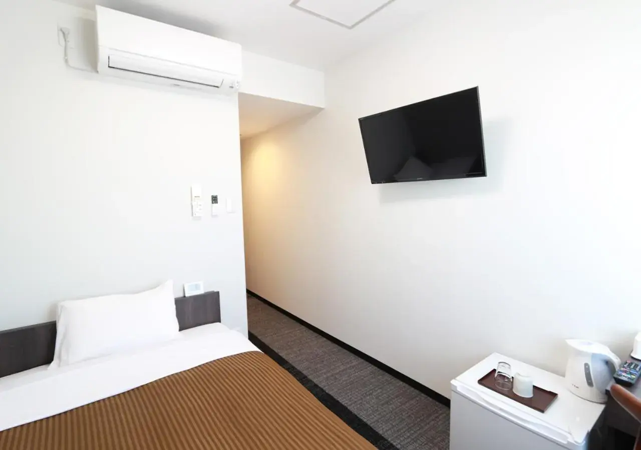 Photo of the whole room, Bed in Hotel Trend Numazu Ekimae Photo of the whole room, Bed in Hotel Trend Numazu Ekimae