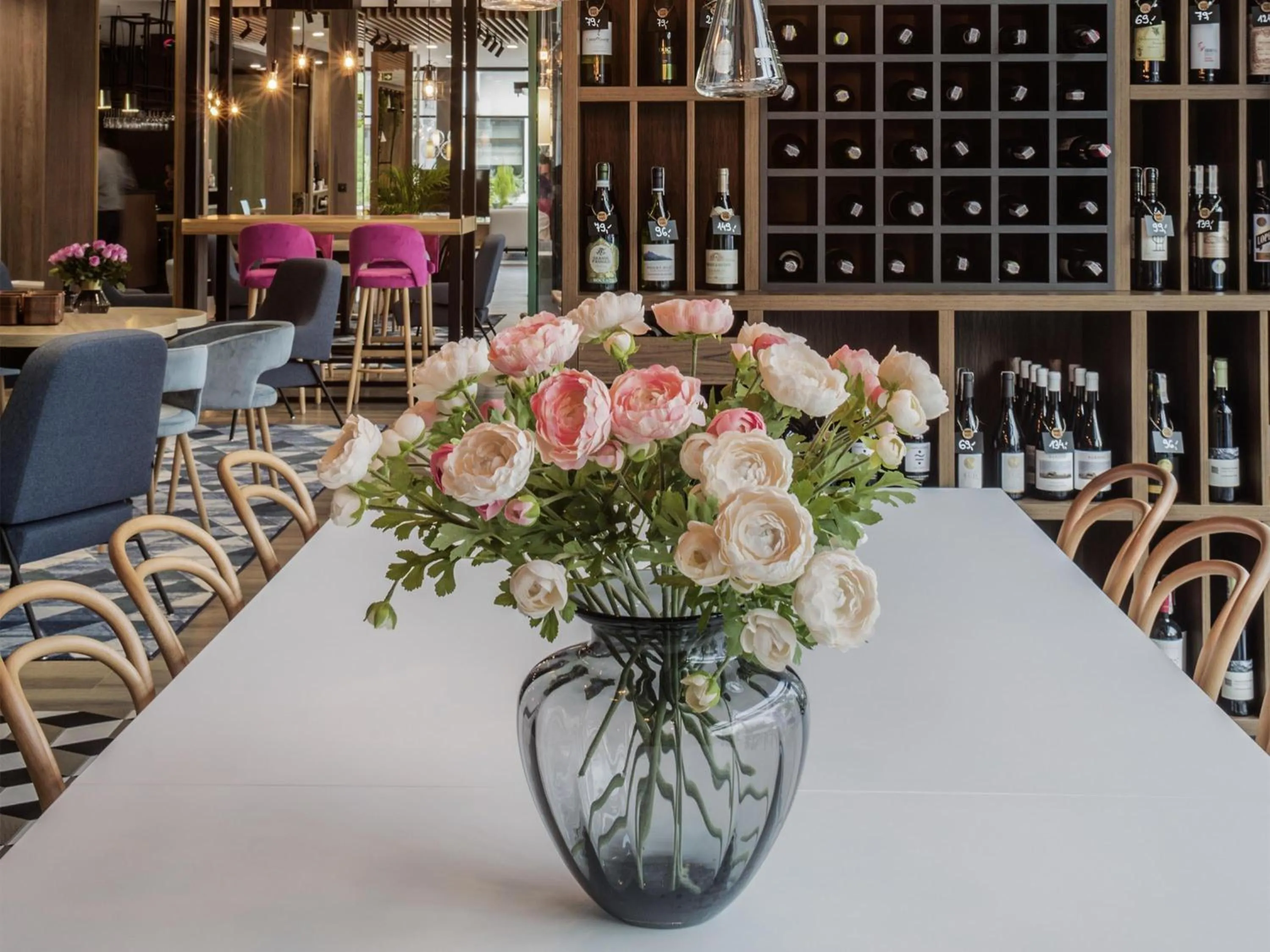 Restaurant/places to eat in ibis Styles Kraków East