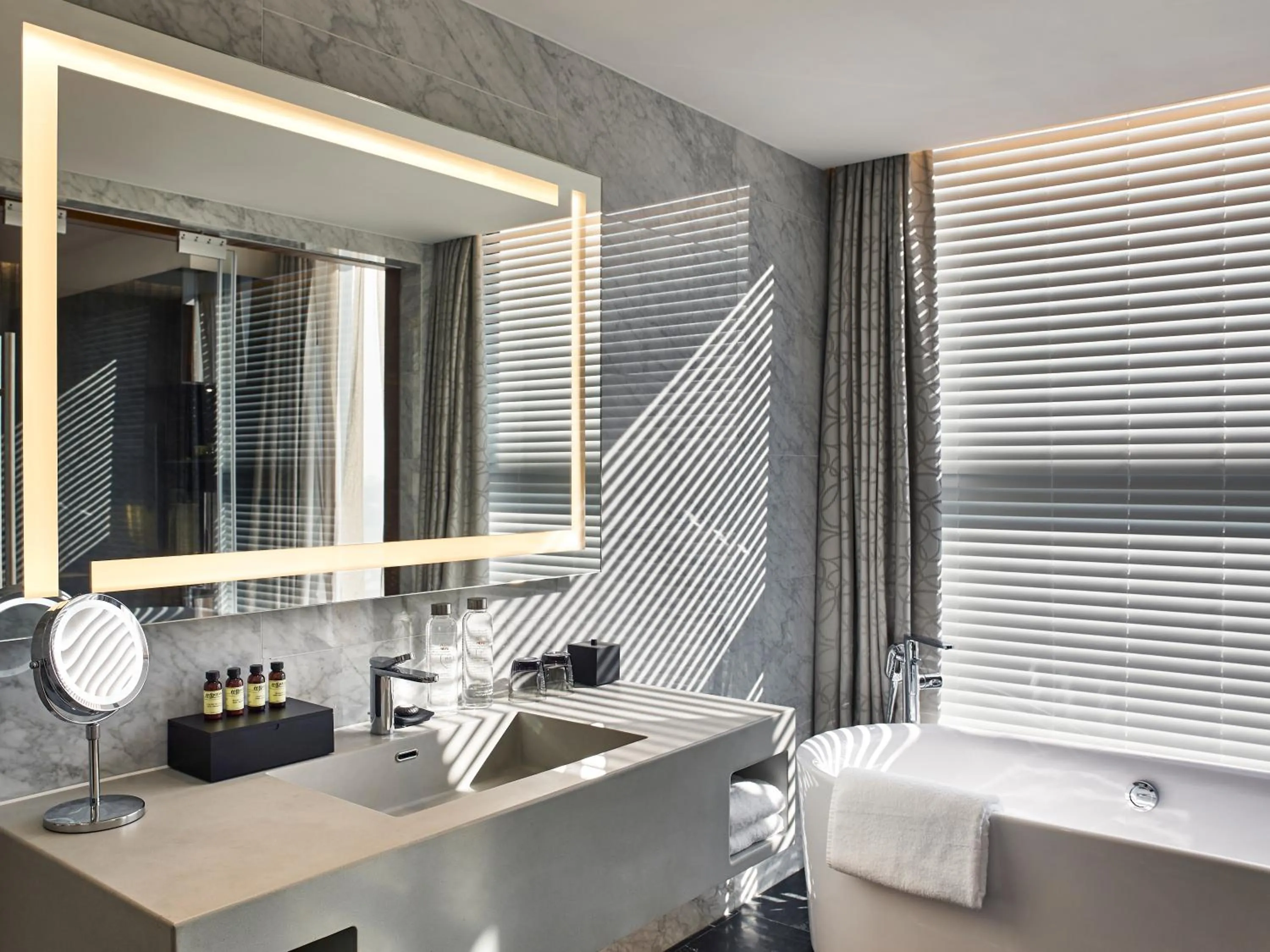 Bathroom in Mingalar Mandalay Hotel