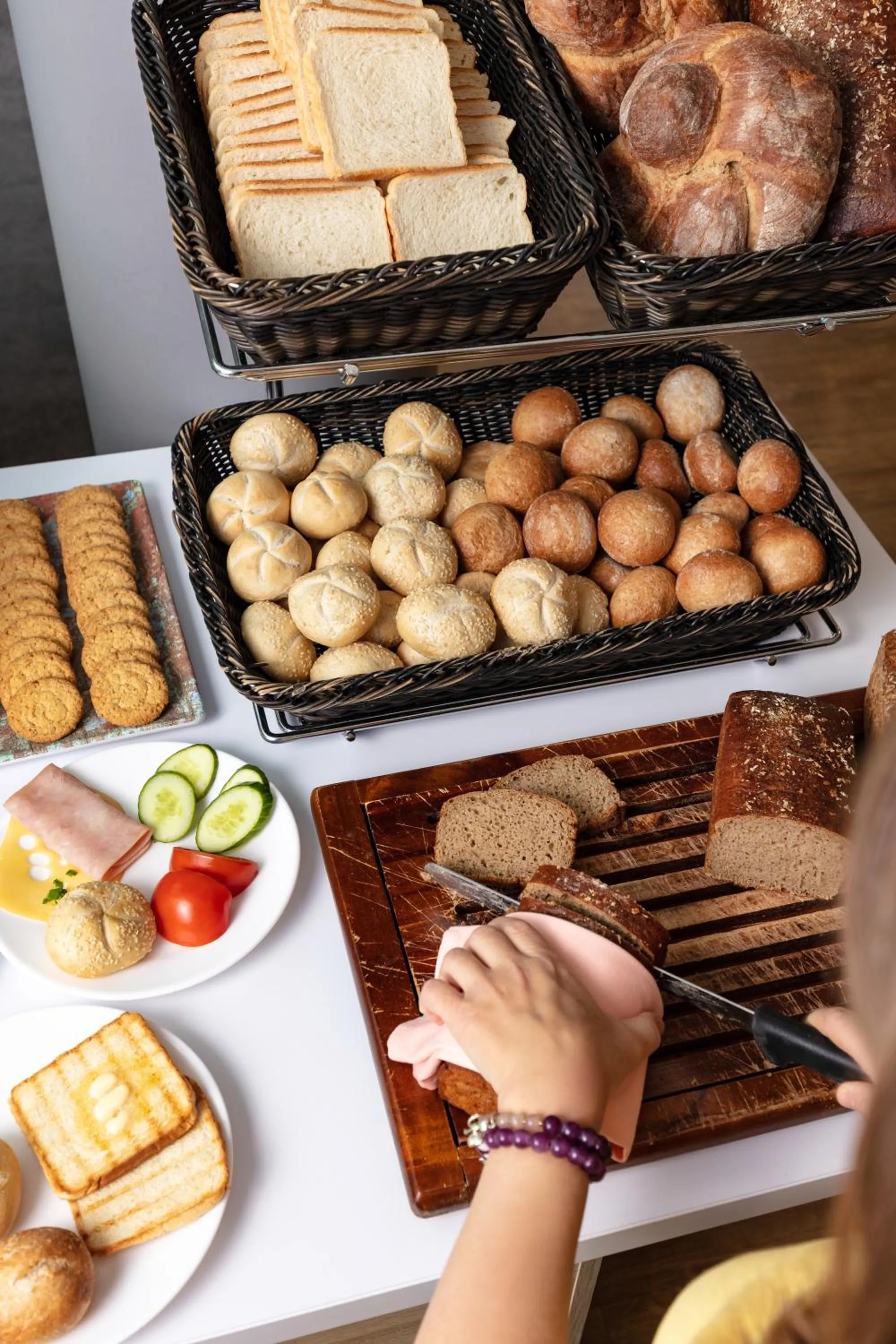 Food and drinks in ibis budget Warszawa Centrum