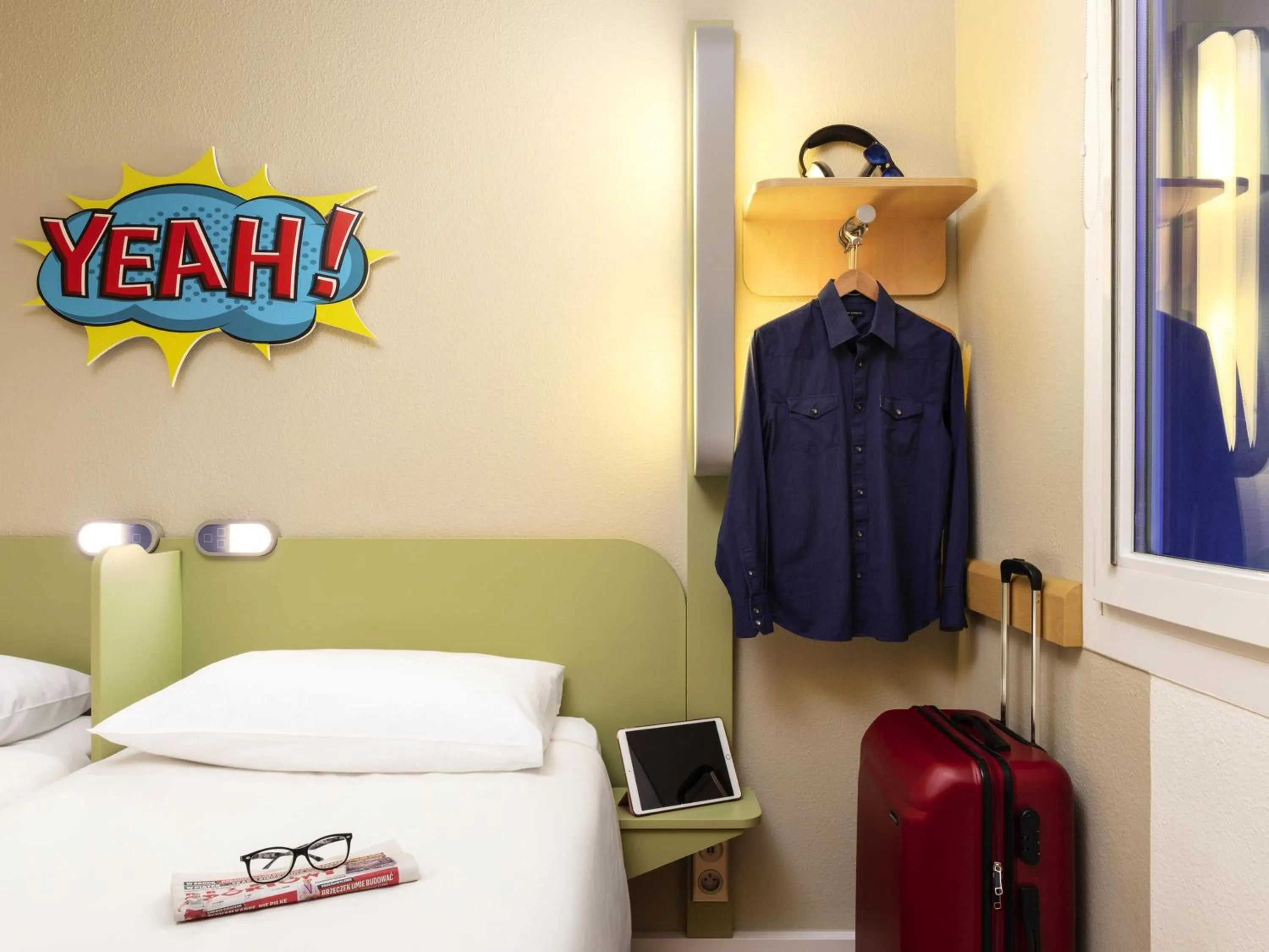 Bedroom, Bed in ibis budget Warszawa Centrum