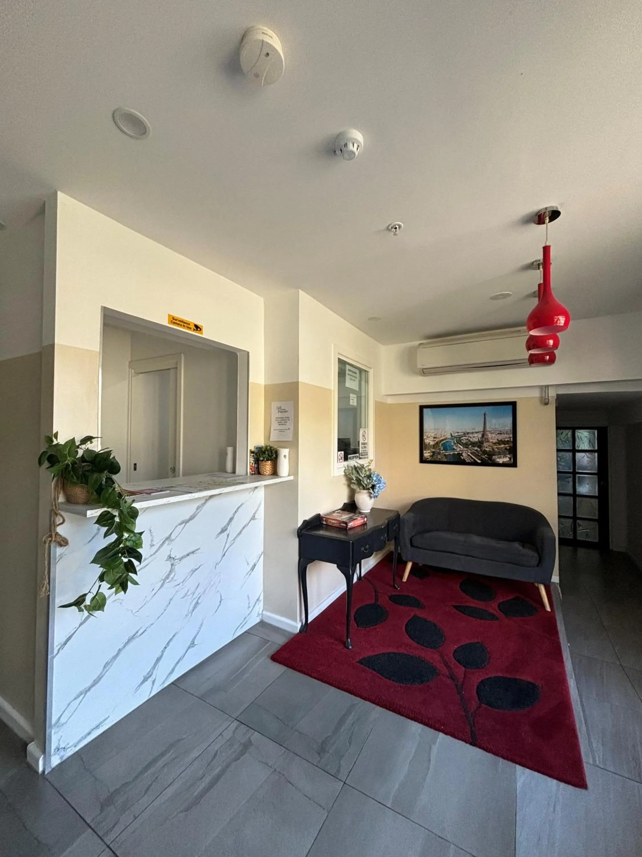 Lobby or reception, Bed in St Kilda Accommodation