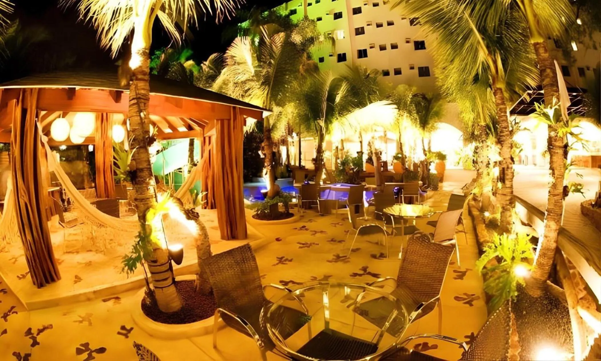 Swimming pool in Beira Rio Palace Hotel