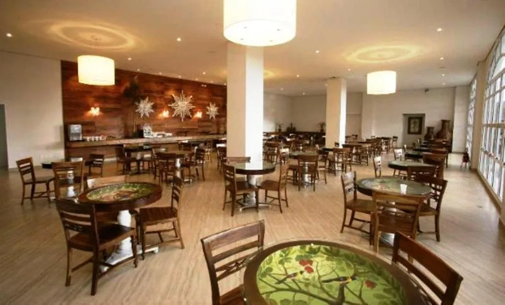 Restaurant/places to eat in Beira Rio Palace Hotel