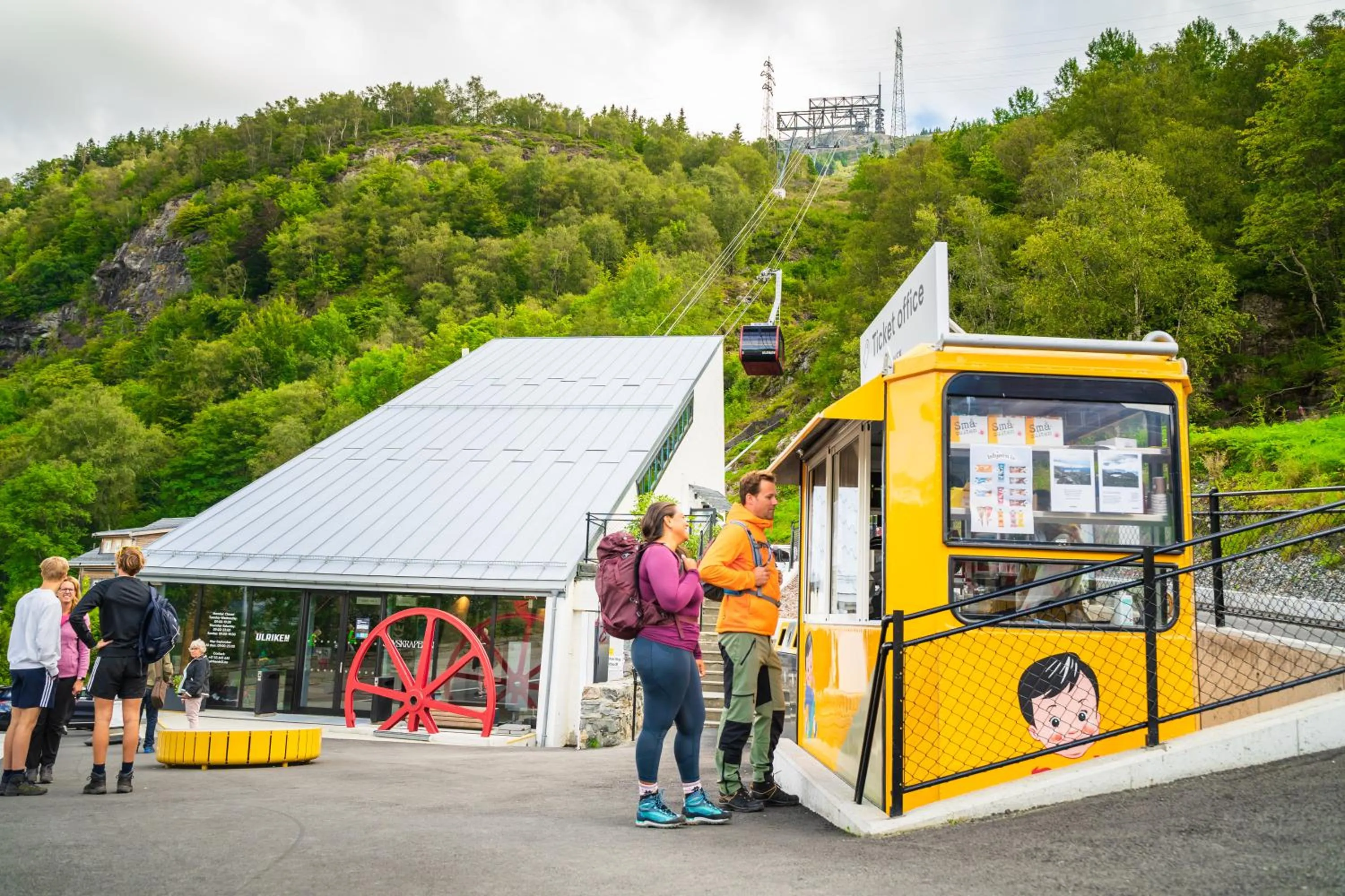 Activities in Hotel No13