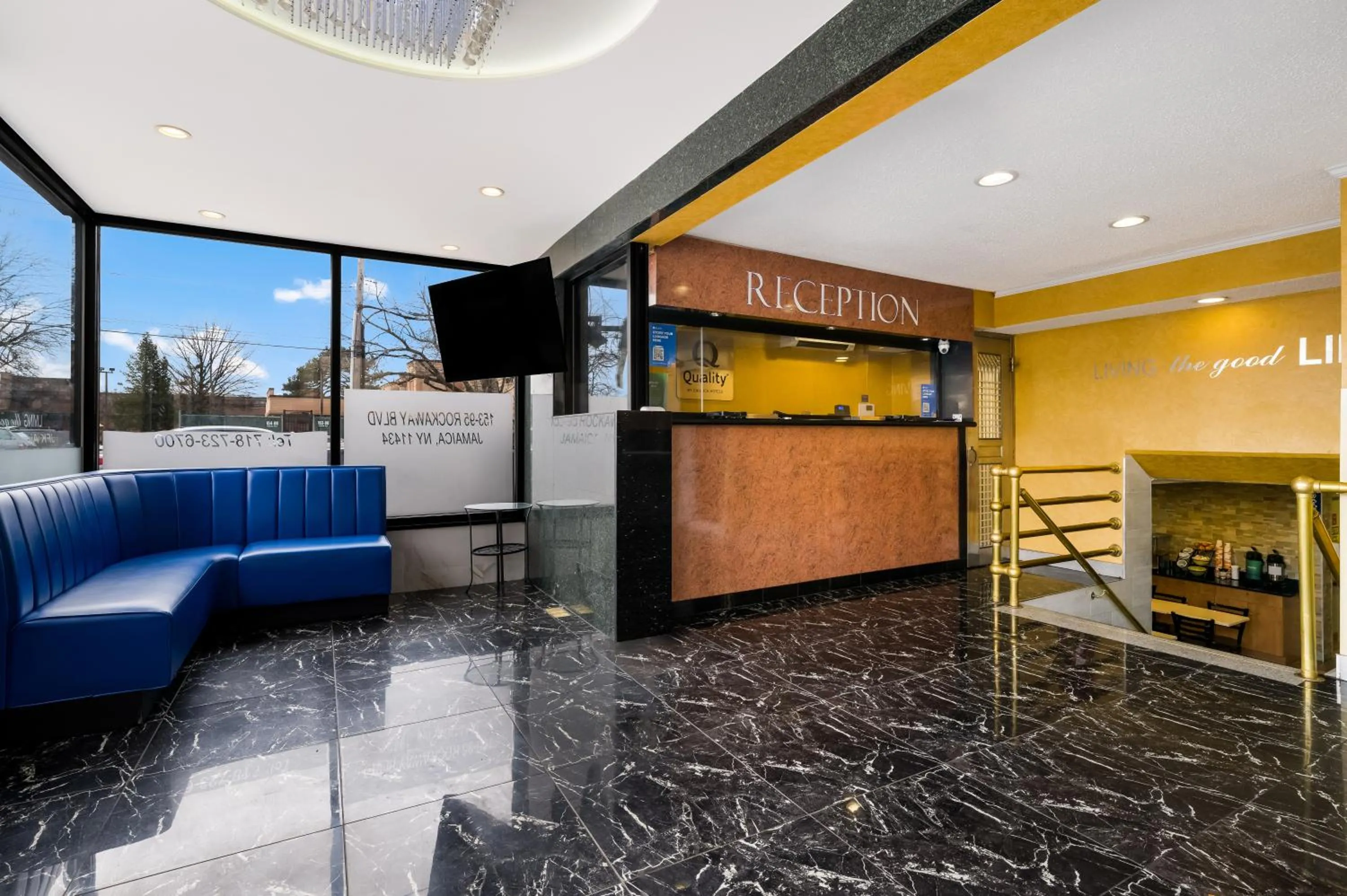 Lobby or reception in Quality Inn JFK Airport Rockaway Blvd