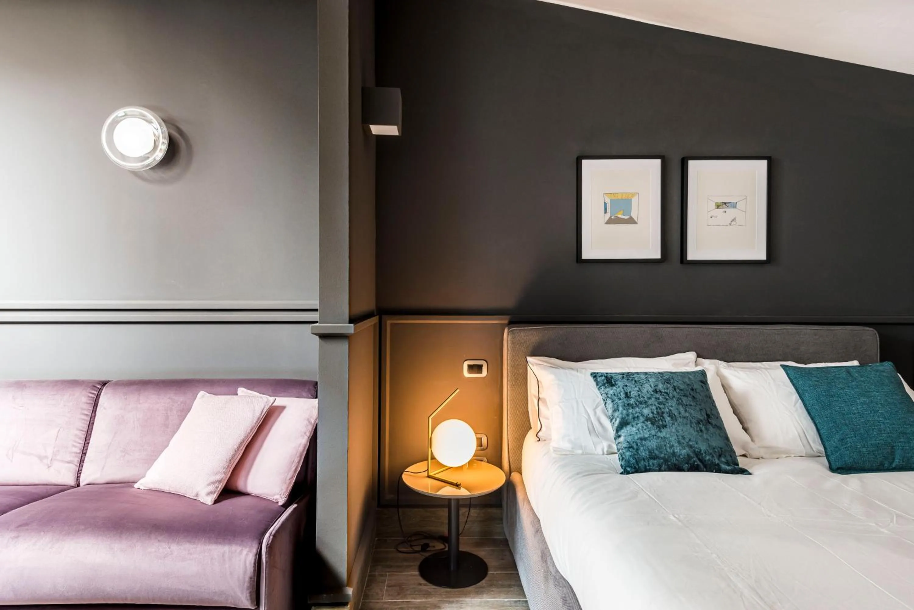 Photo of the whole room, Bed in Design Club Collection