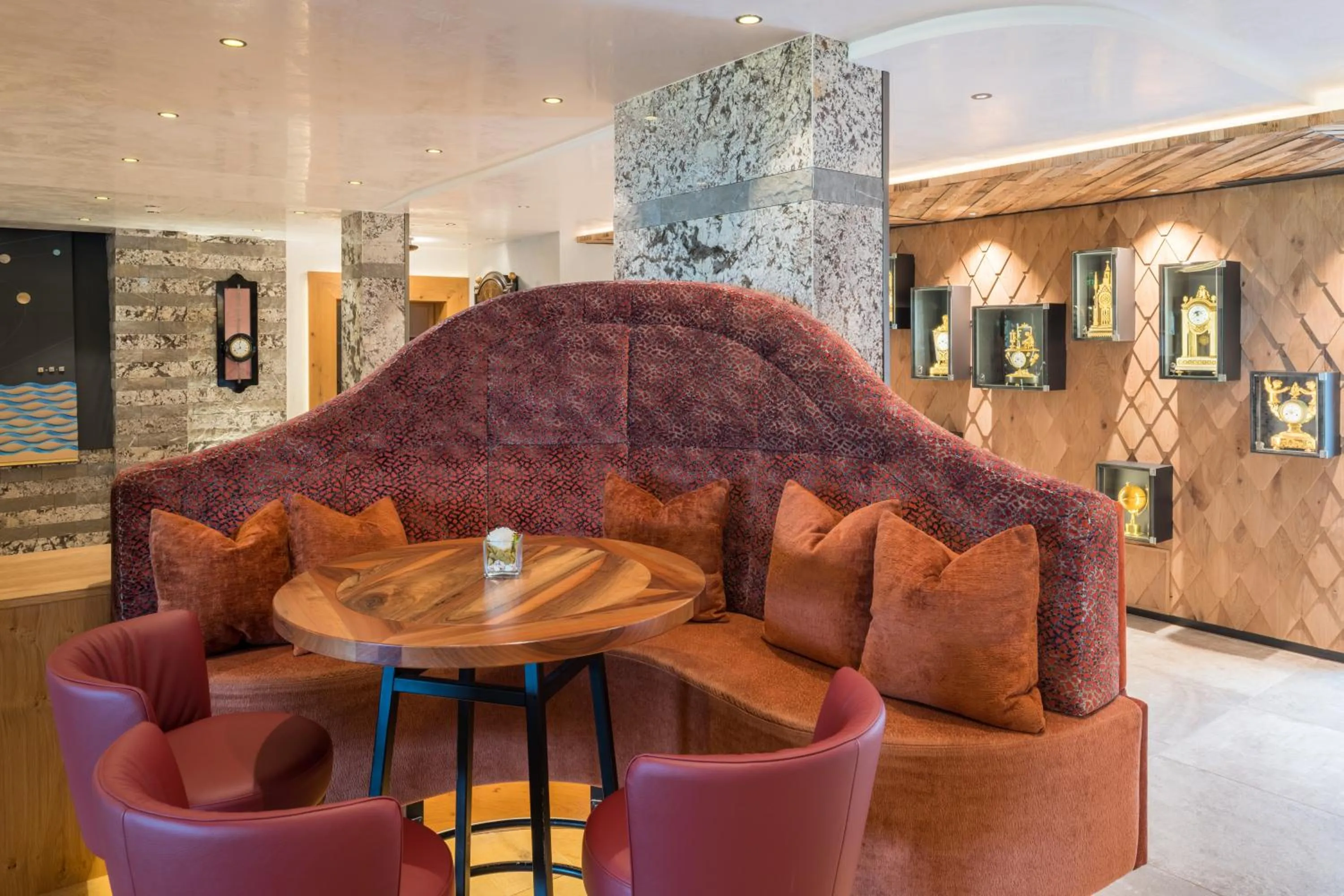 Lounge or bar in Hotel Bergblick 5 Sterne