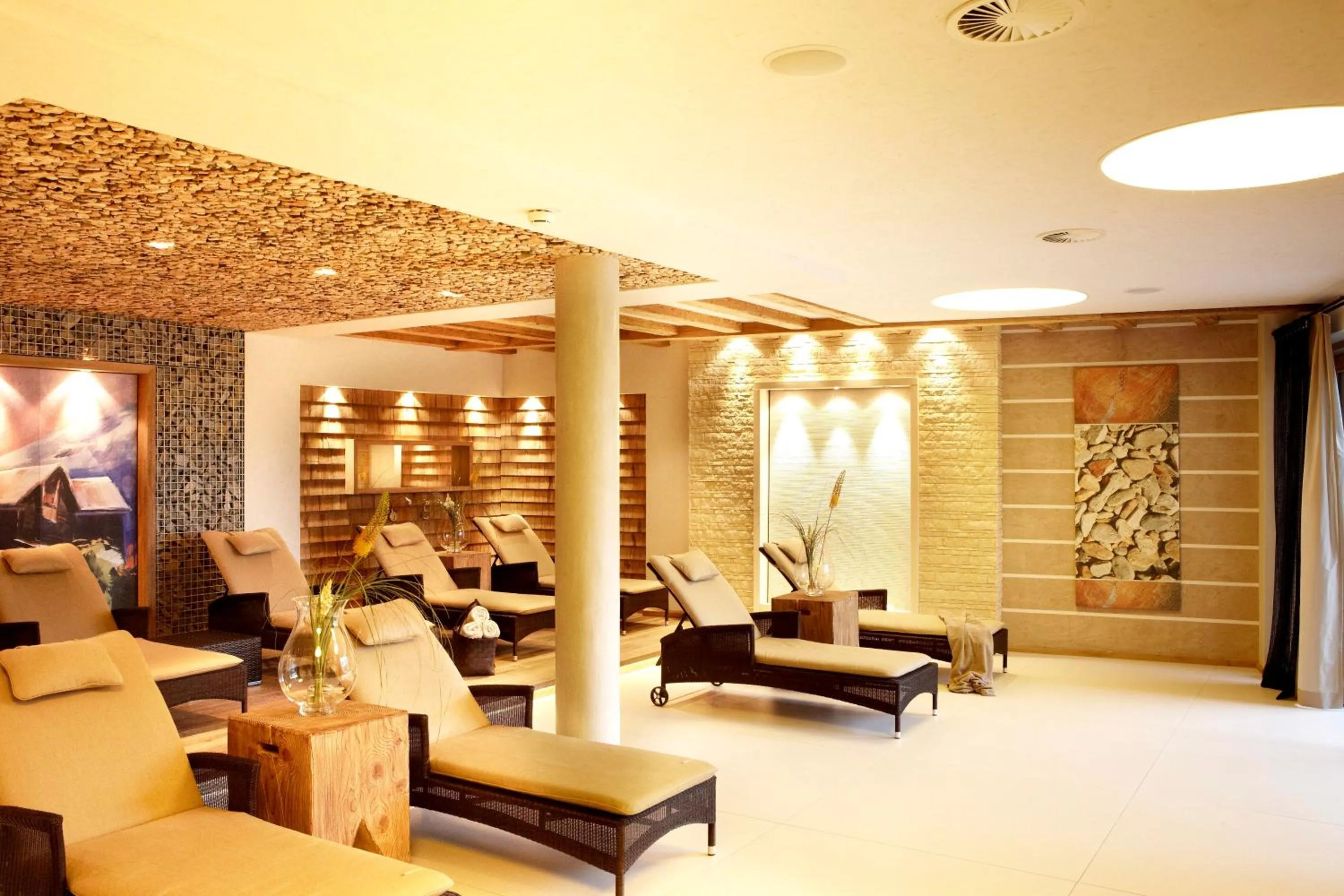 Spa and wellness centre/facilities in Hotel Bergblick 5 Sterne
