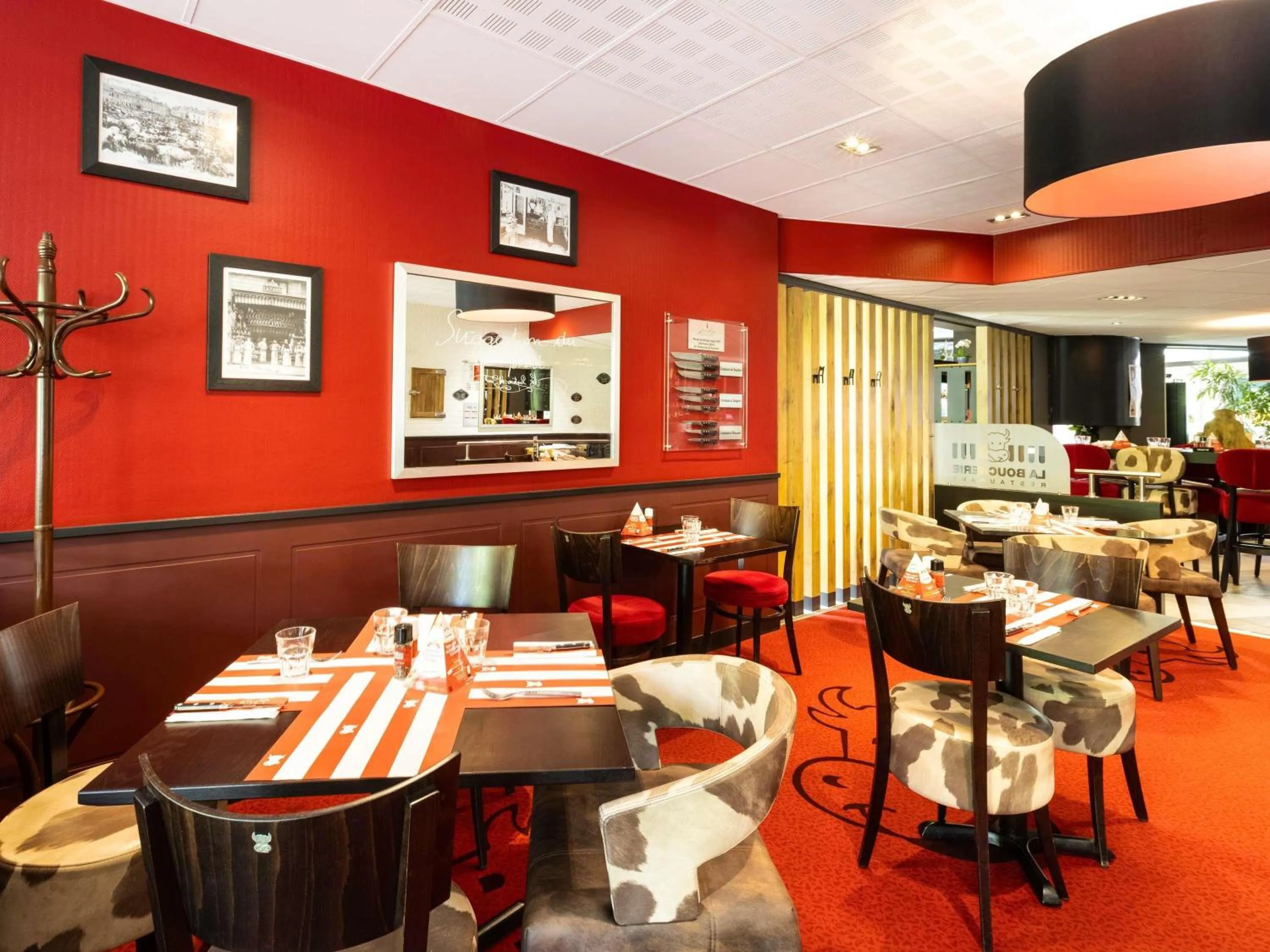 Restaurant/places to eat in ibis Metz Nord