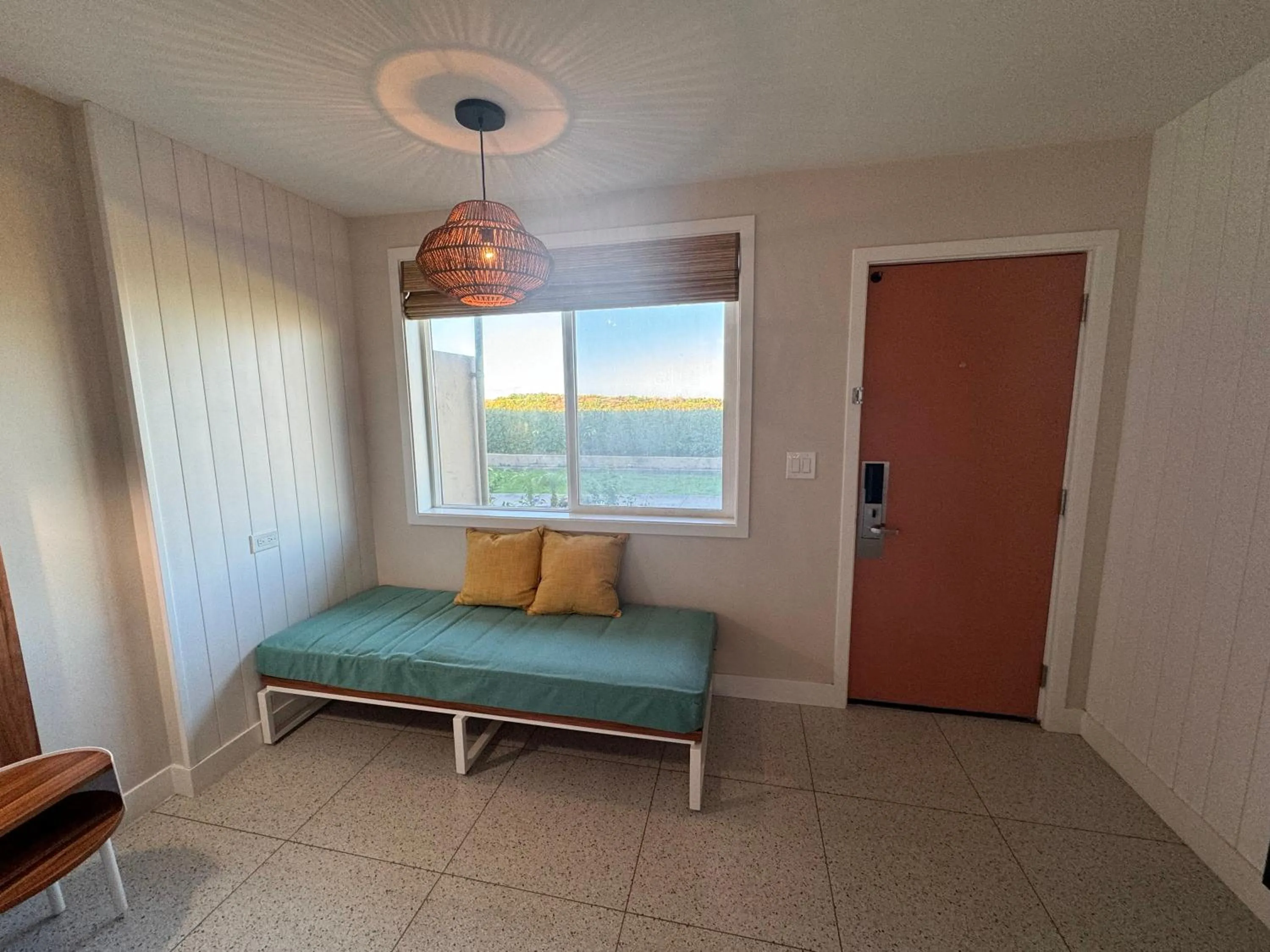 View (from property/room), Bed in Kohea Kai Hotel Maui