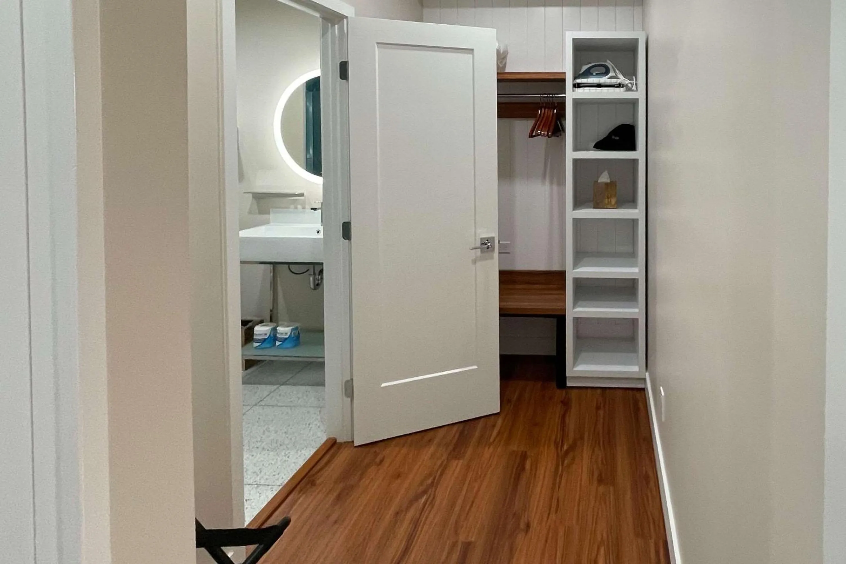 Bedroom in Kohea Kai Hotel Maui