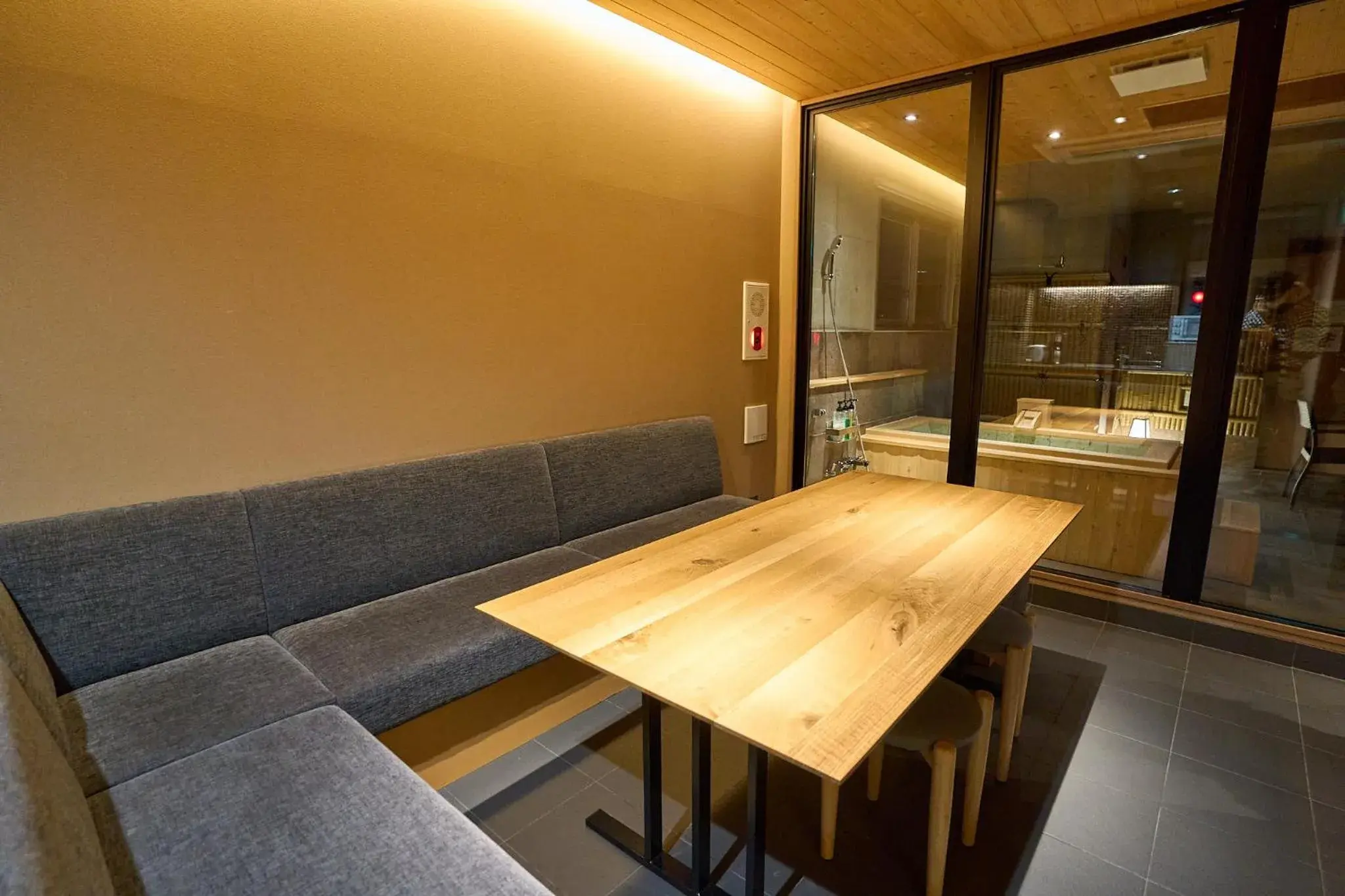 Living room in MATERIAL Fuchomae Living room in MATERIAL Fuchomae