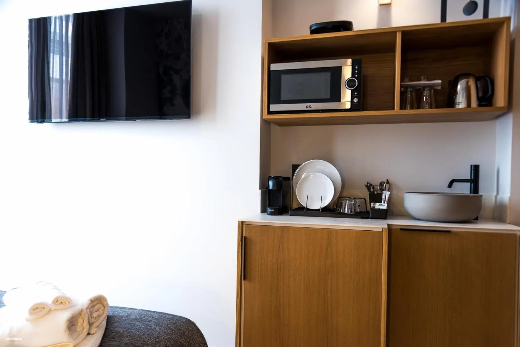 Kitchen or kitchenette in Welldone Quality - Crystal pool