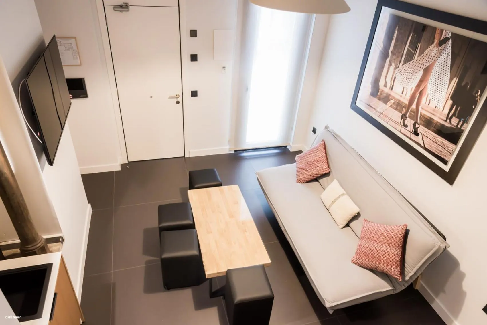 Living room in Welldone Quality - Crystal pool