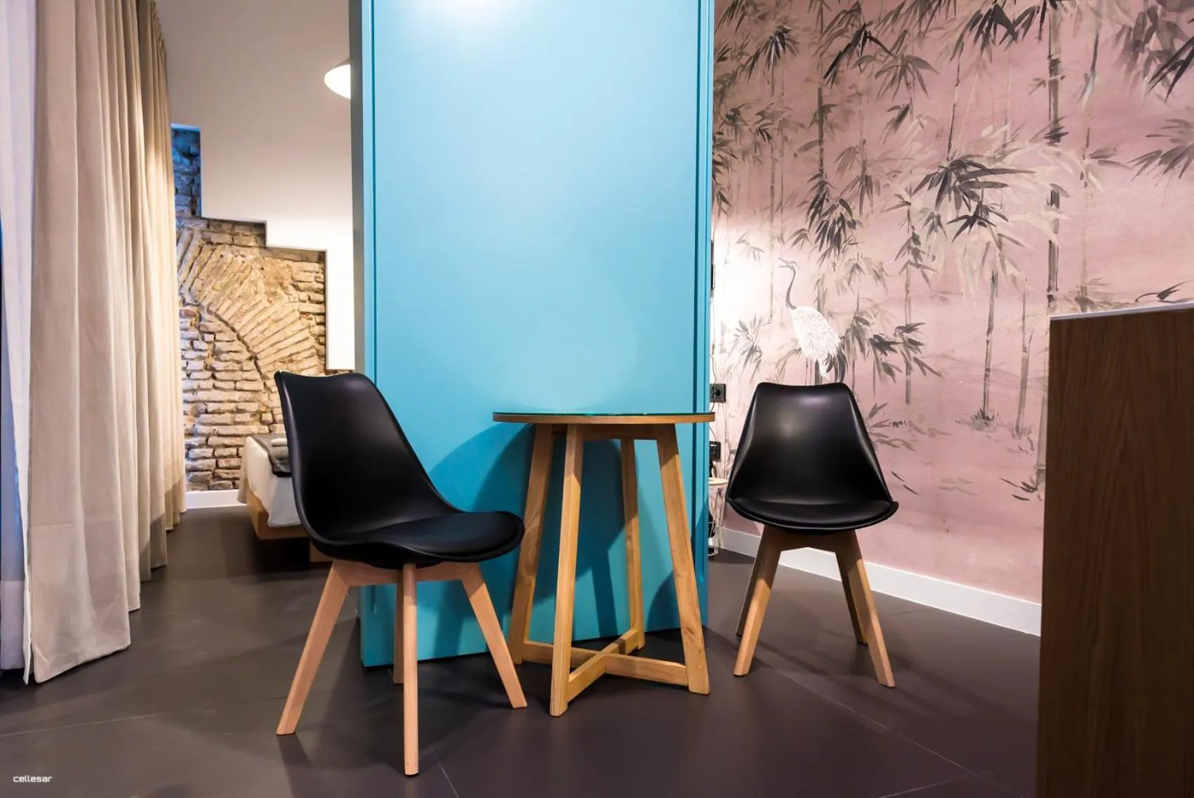 Dining area in Welldone Quality - Crystal pool