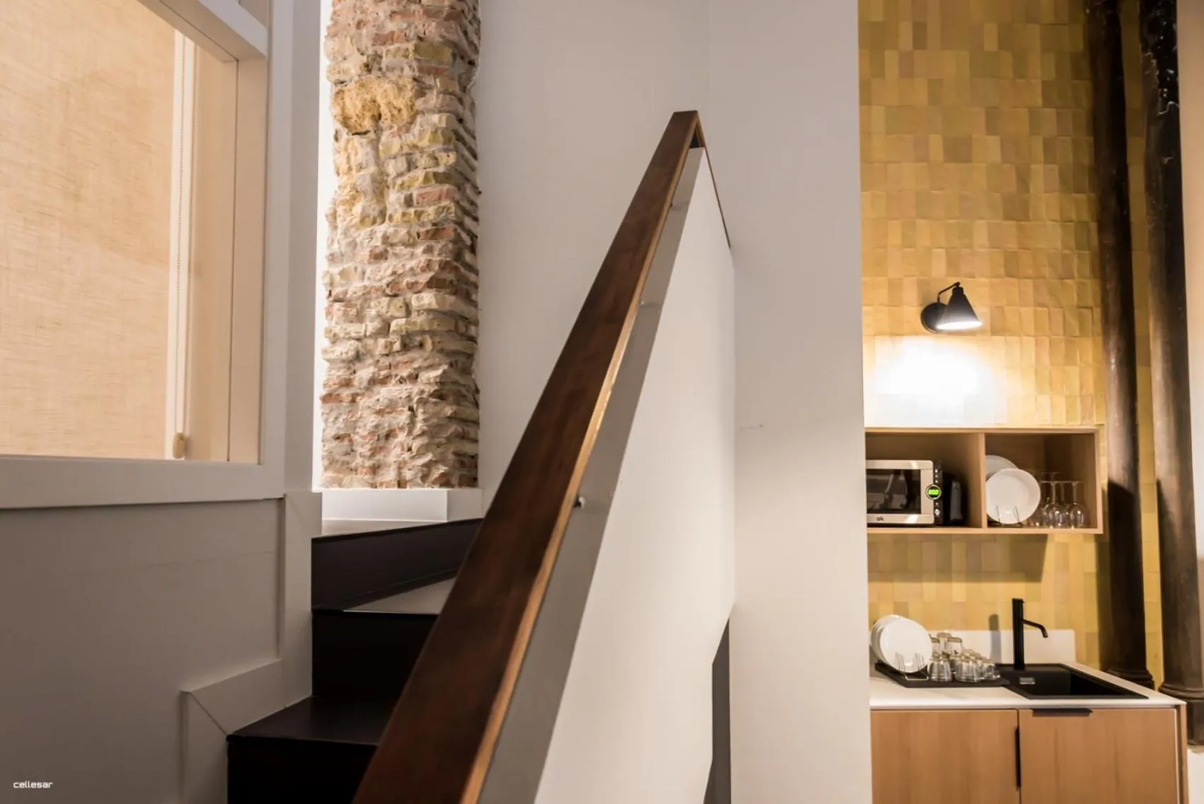 Photo of the whole room in Welldone Quality - Crystal pool