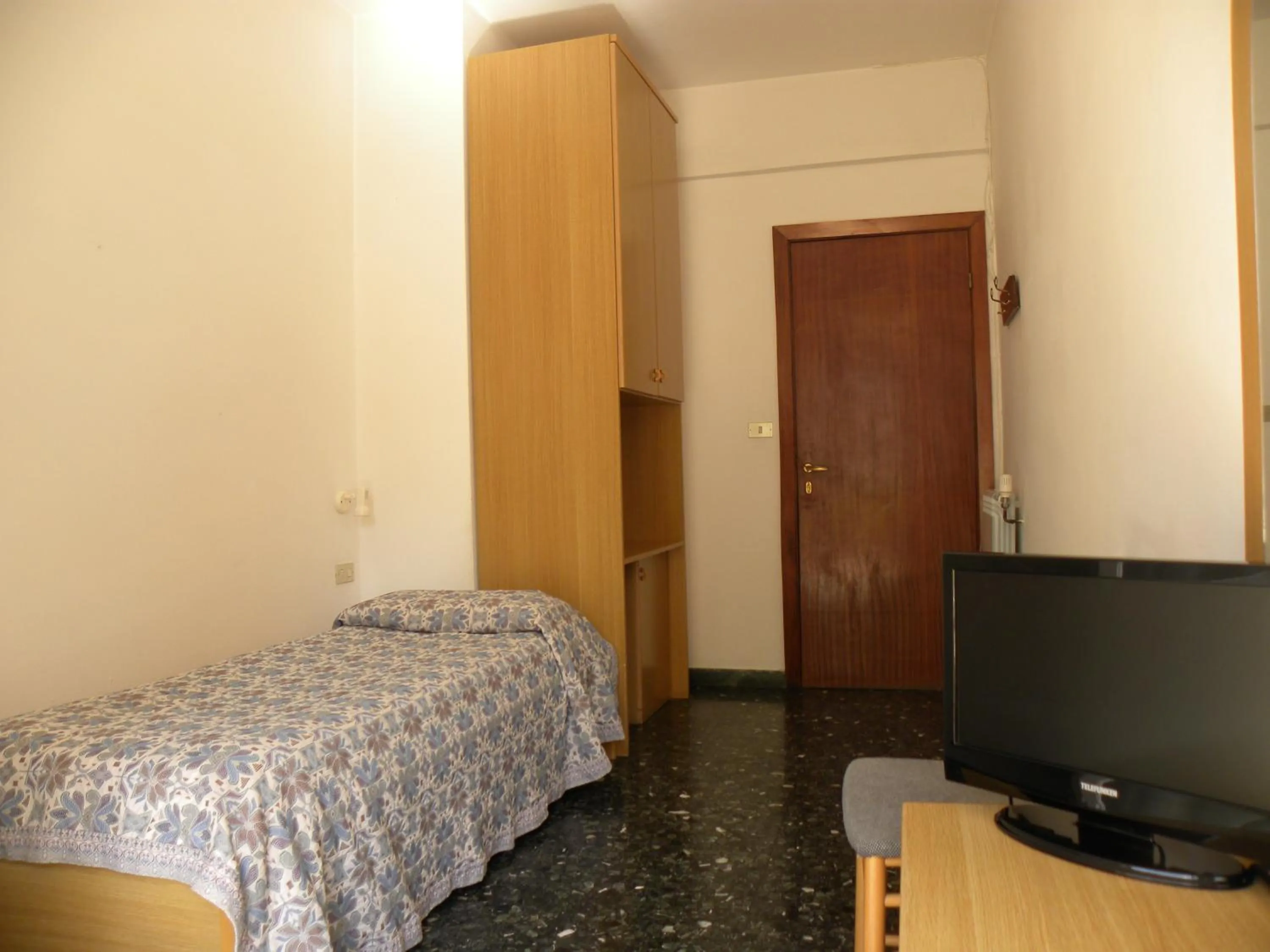Photo of the whole room, Bed in Albergo La Neigra