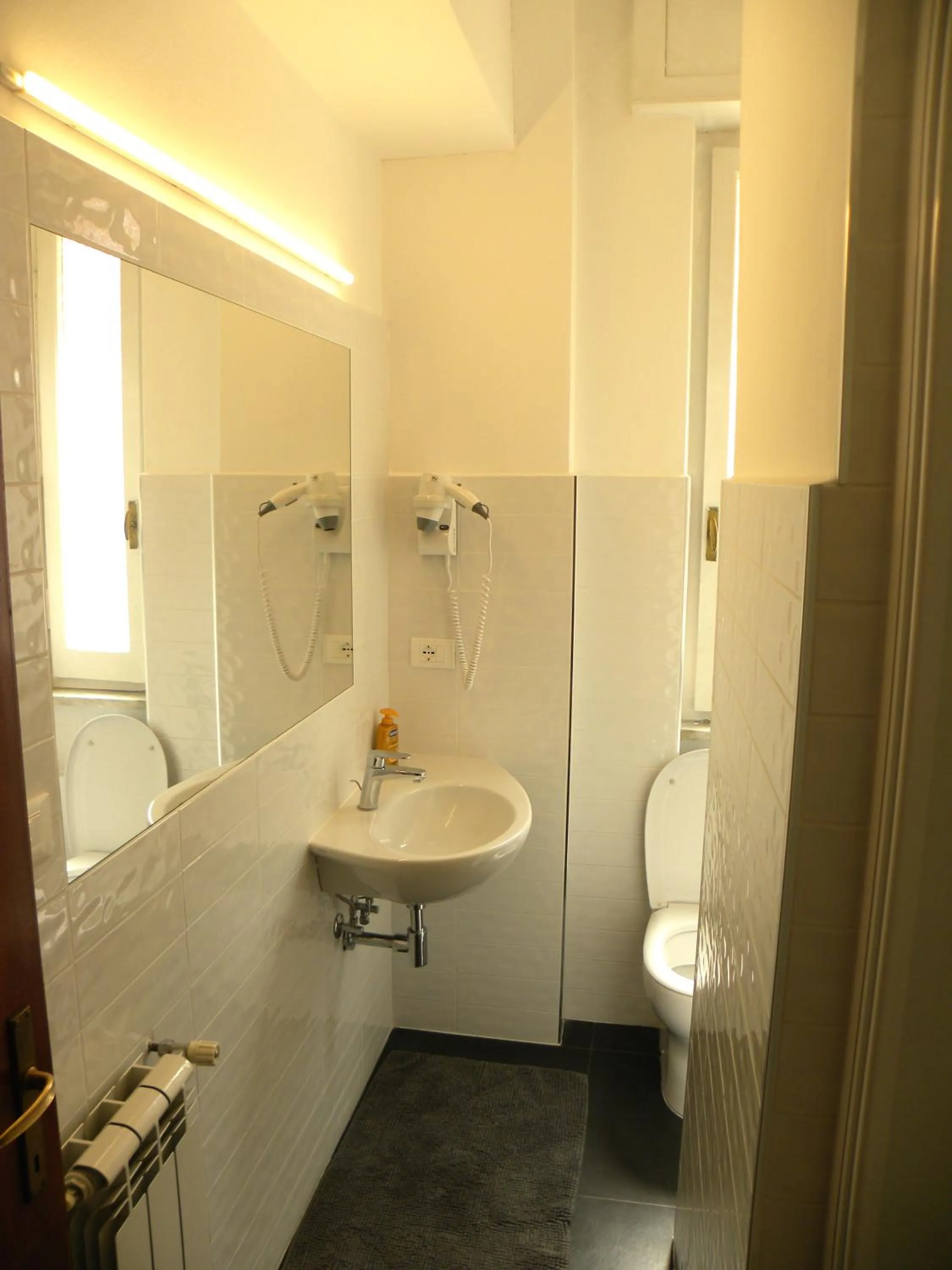 Toilet in Albergo La Neigra
