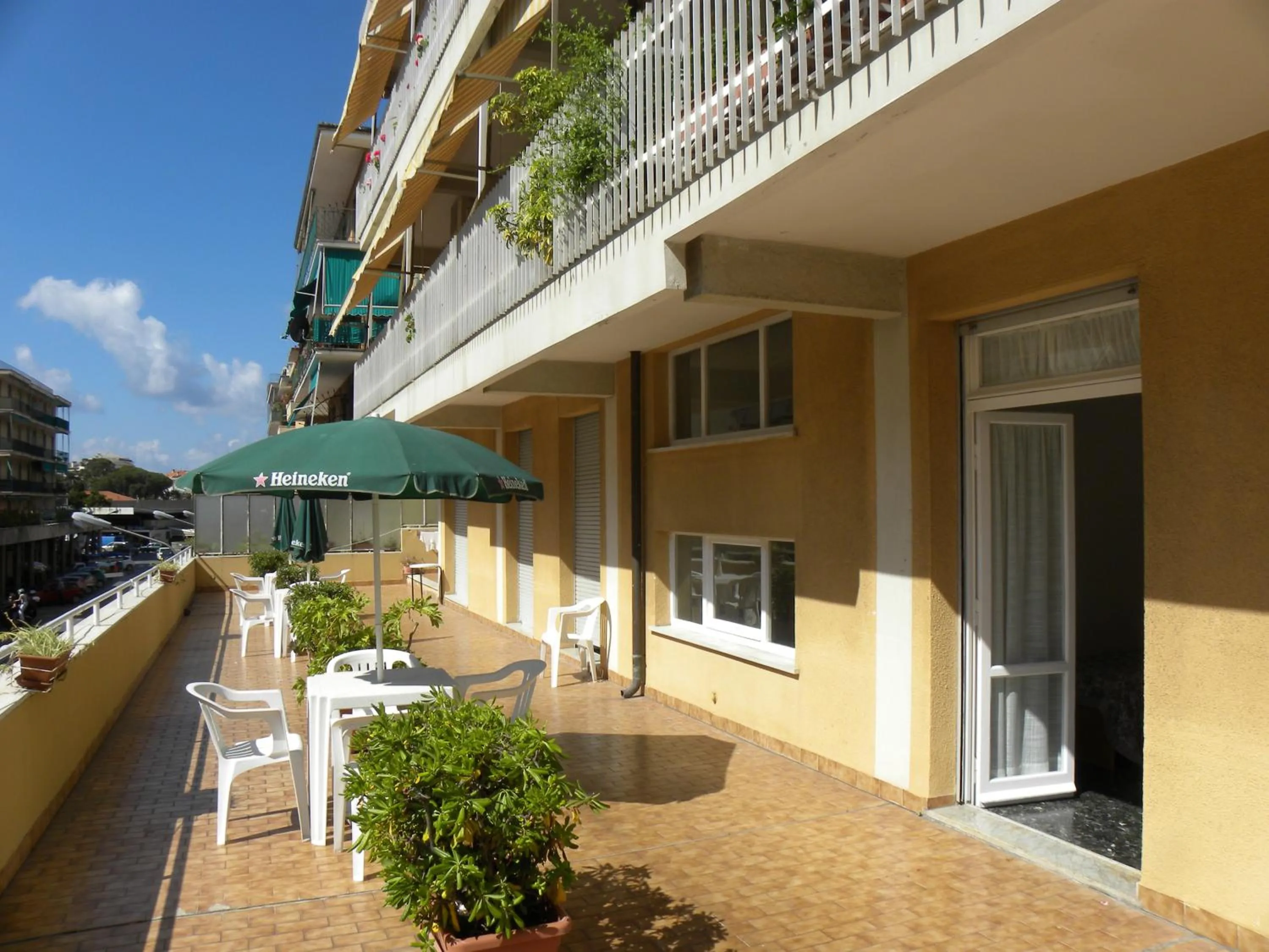 Balcony/Terrace in Albergo La Neigra