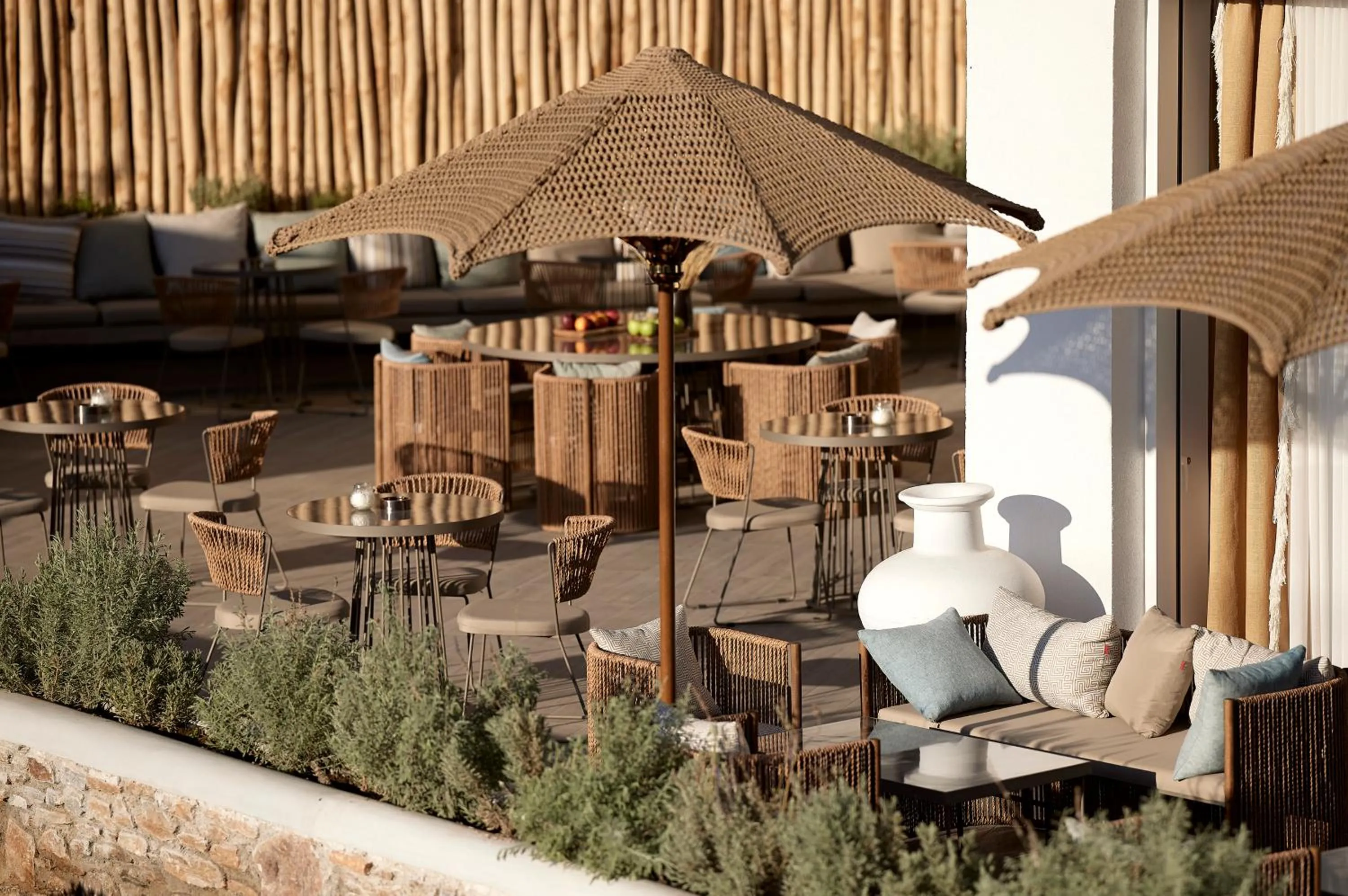 Restaurant/places to eat in Kythnos Bay Hotel