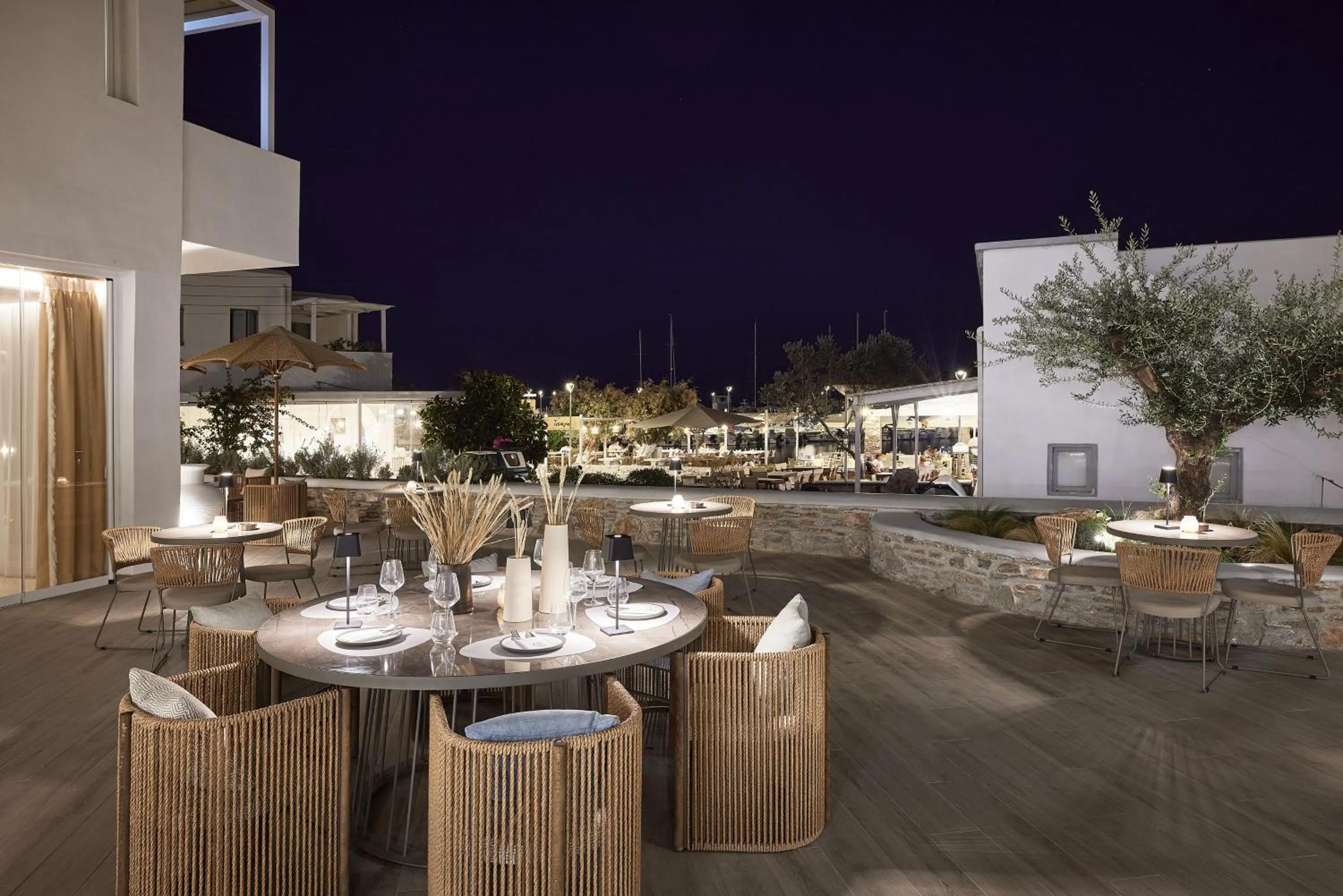 Restaurant/places to eat in Kythnos Bay Hotel