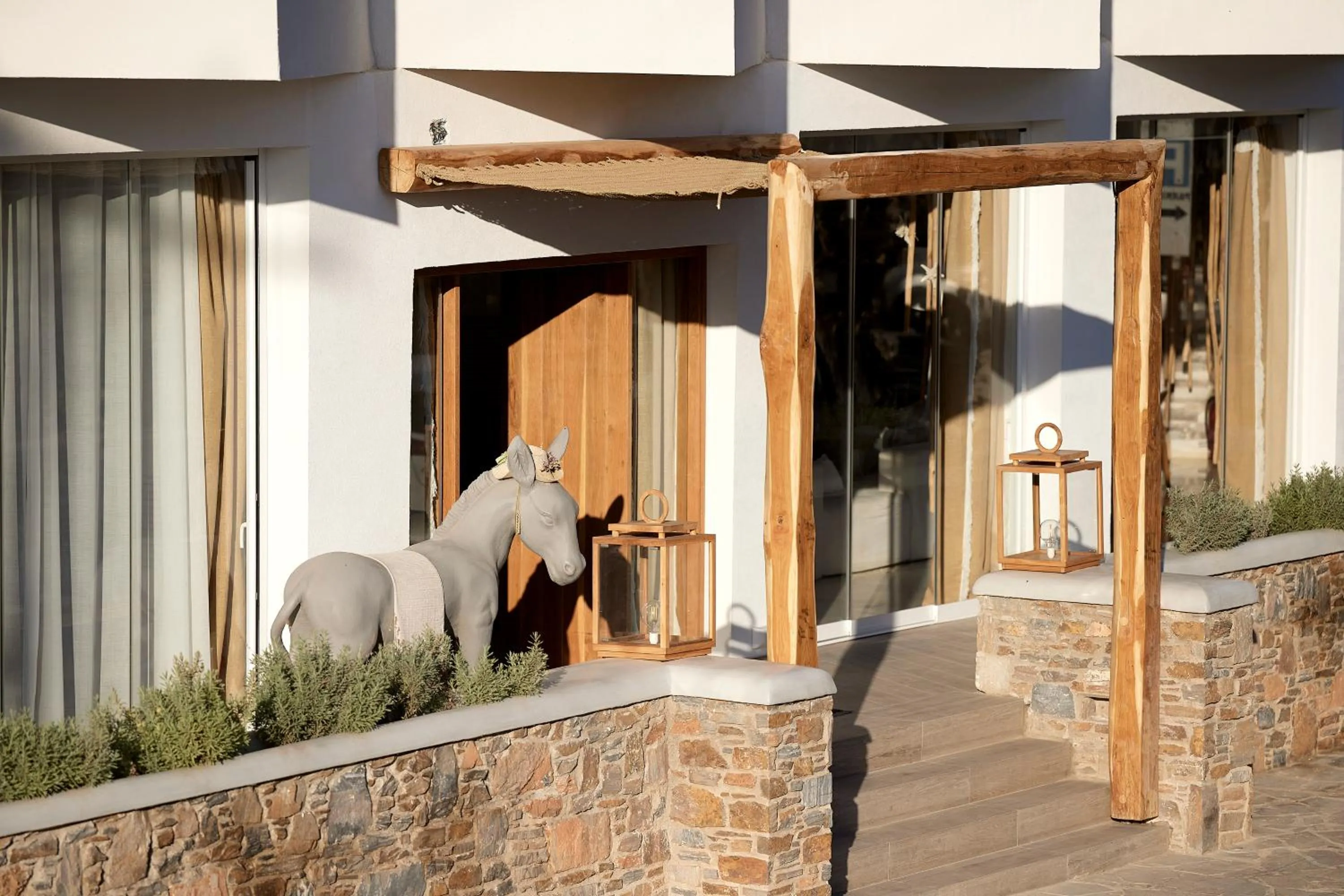 Property building in Kythnos Bay Hotel