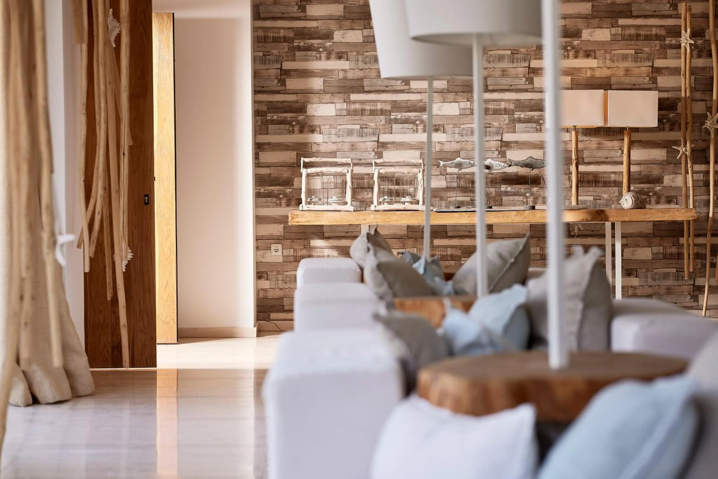 Living room, Bed in Kythnos Bay Hotel