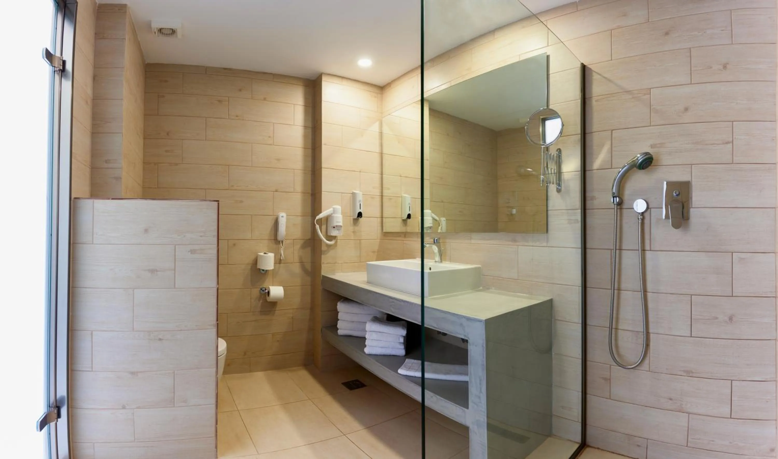 Bathroom in Alykanas Village Resort