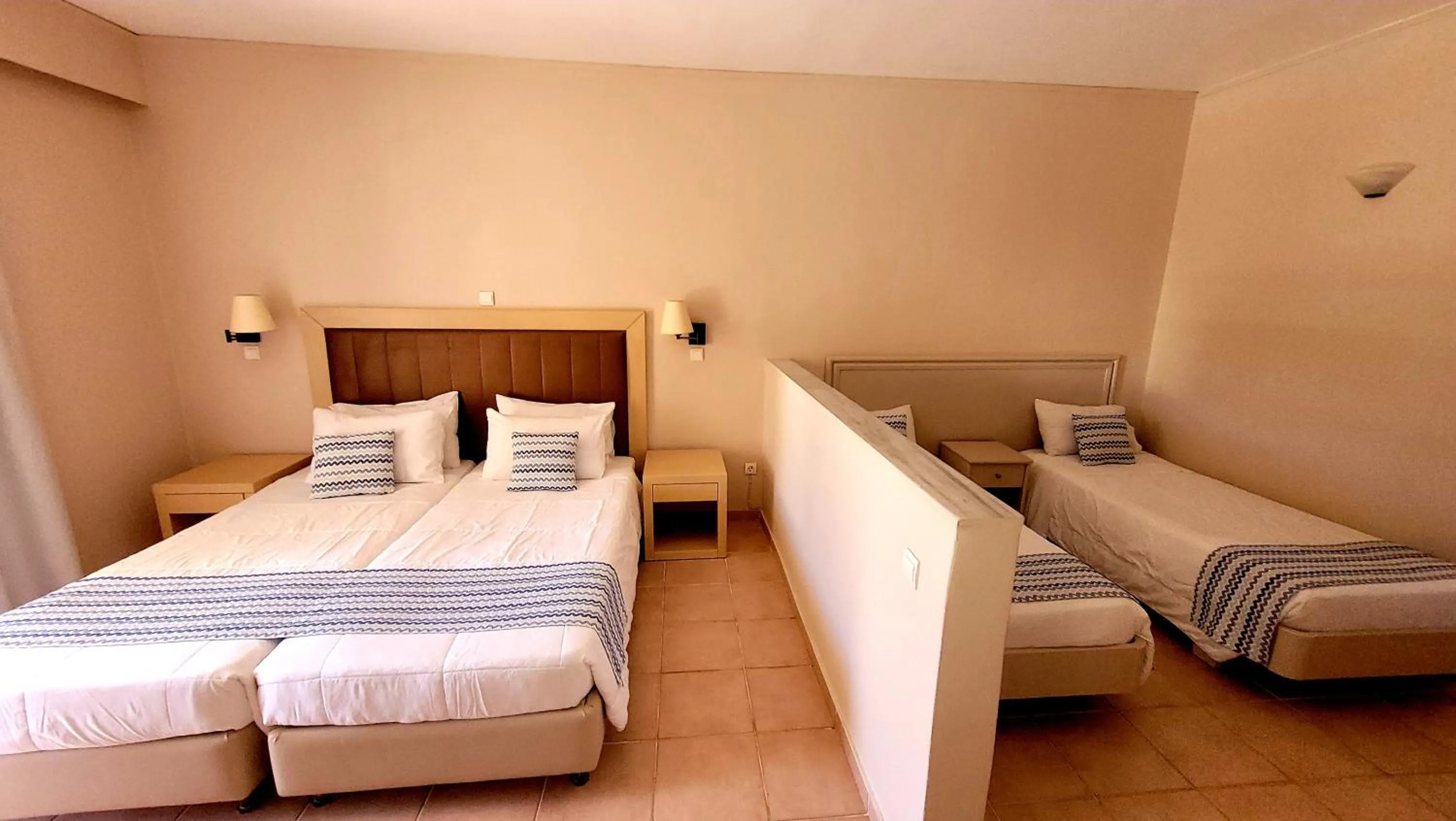 Photo of the whole room, Bed in Alykanas Village Resort