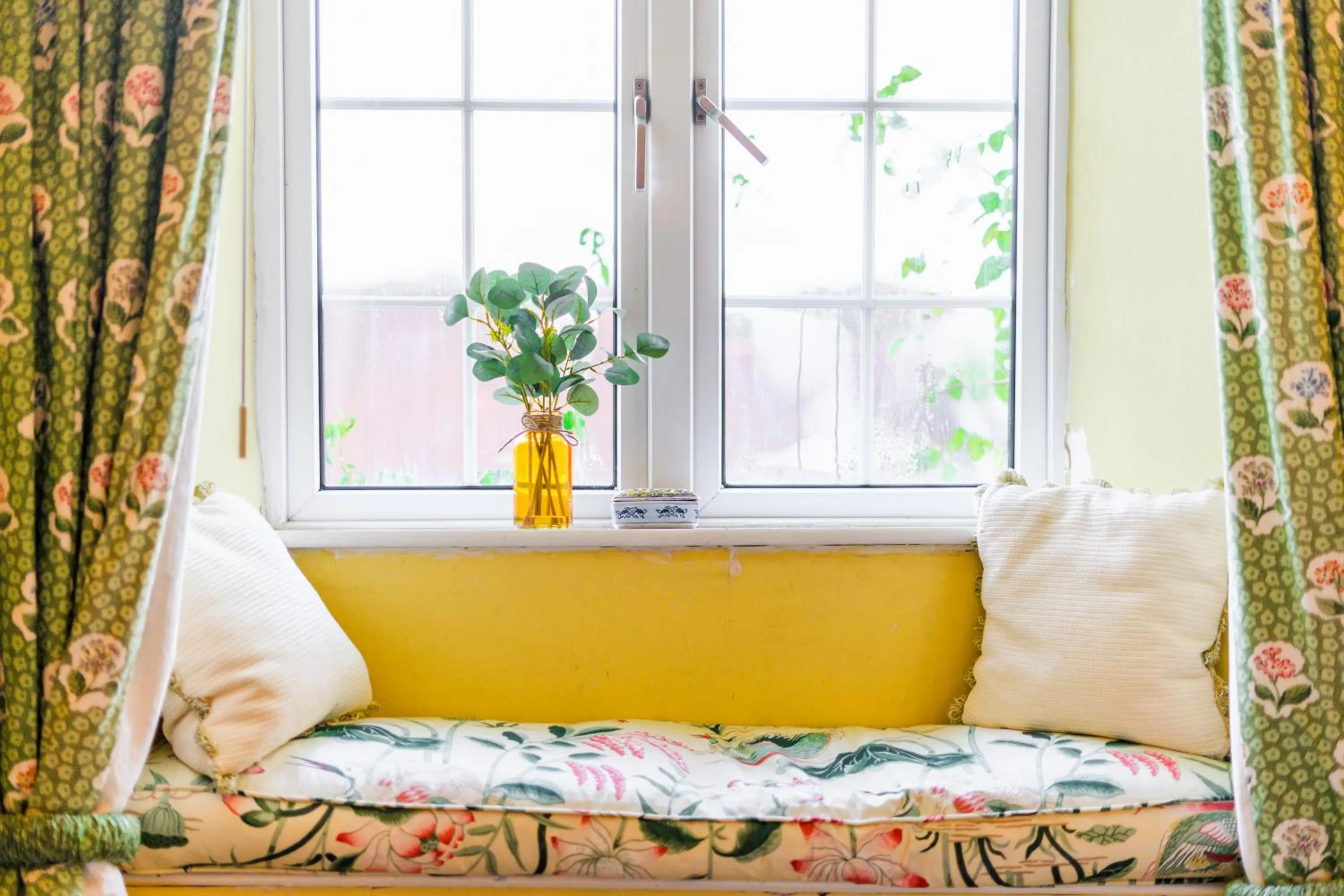 Decorative detail in Hollamoor Farm