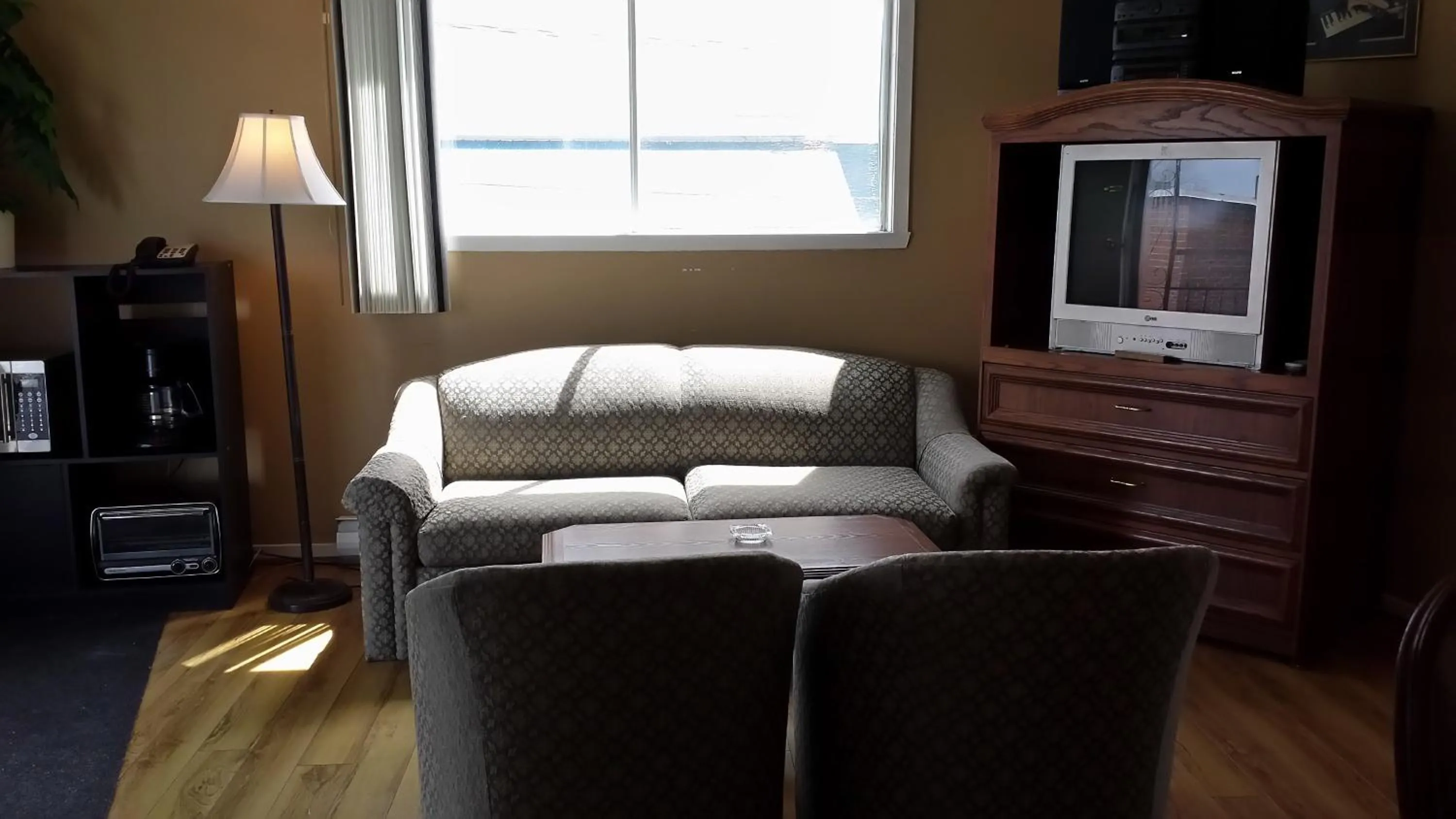 Living room in Motel Iberville