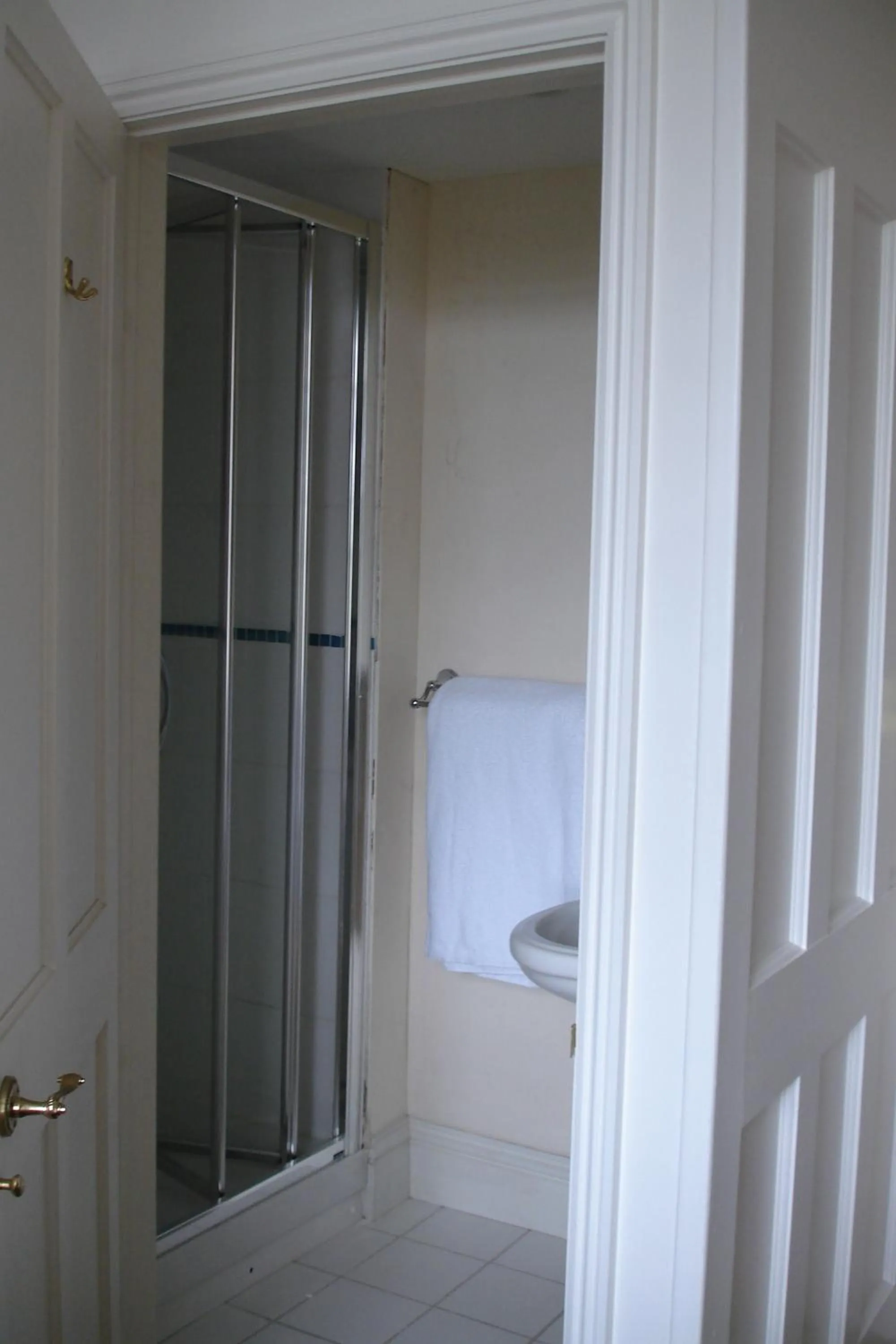 Bathroom in The Old Vicarage B&B