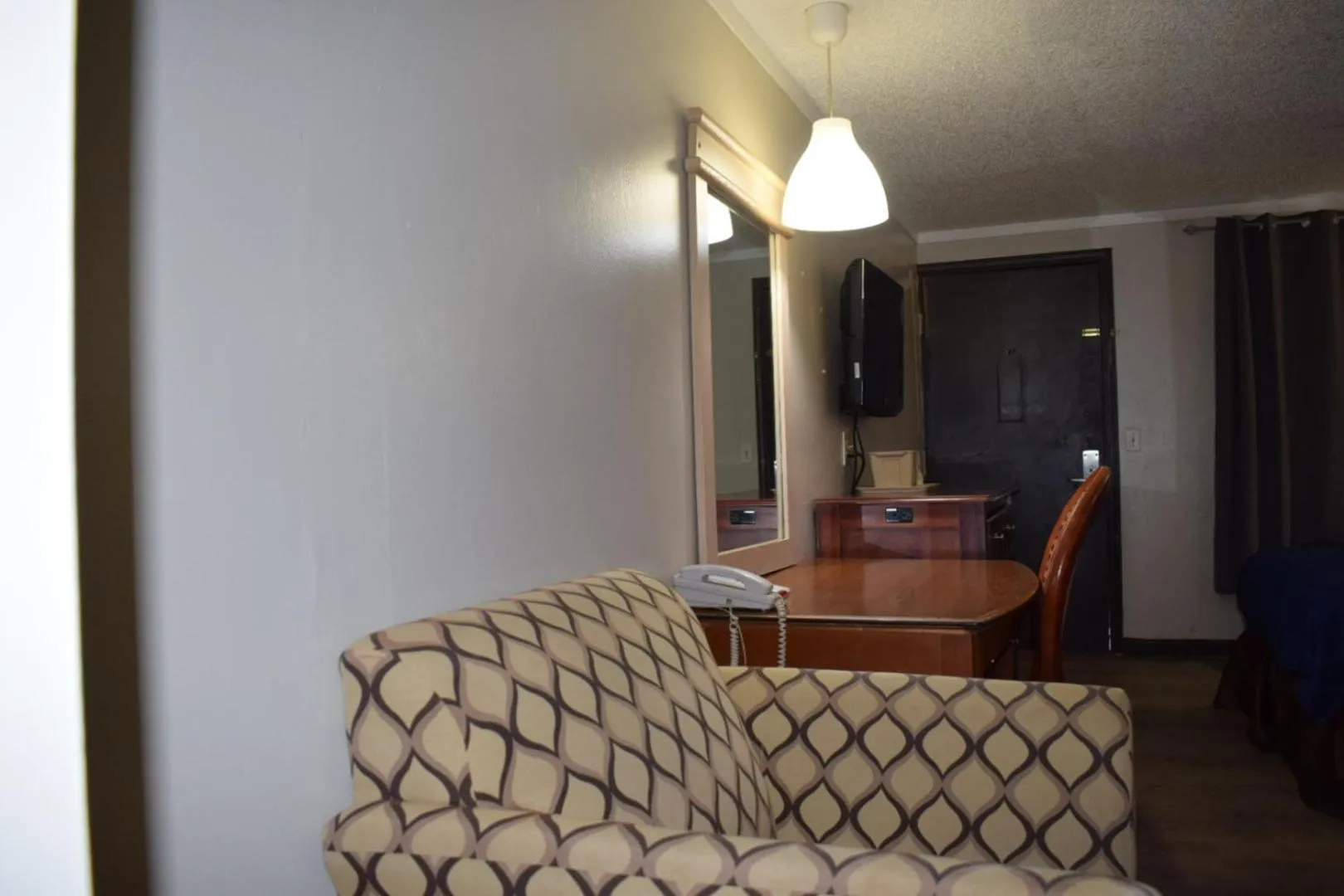 Knights Inn Farmington Hills