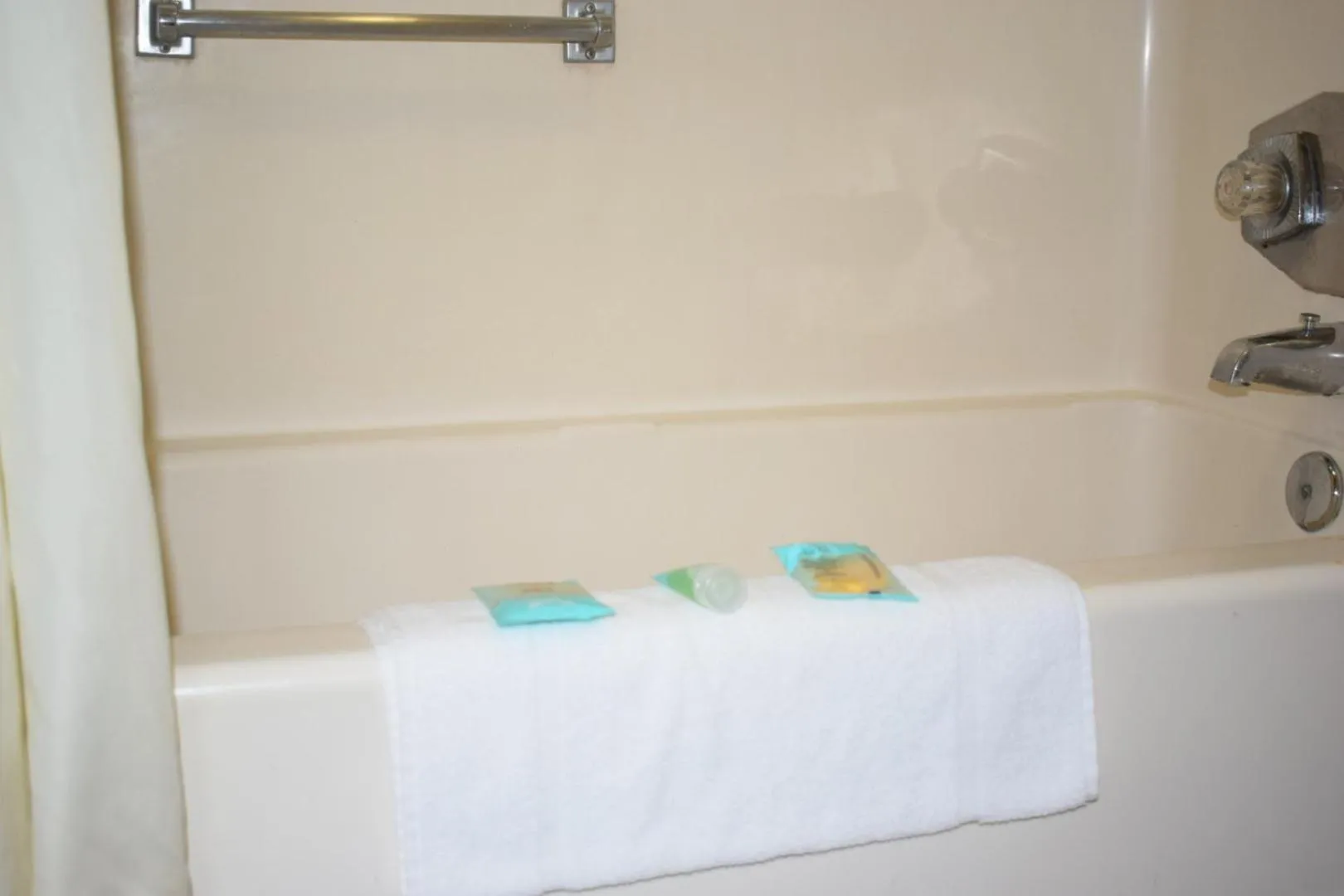 Bathroom in Knights Inn Farmington Hills