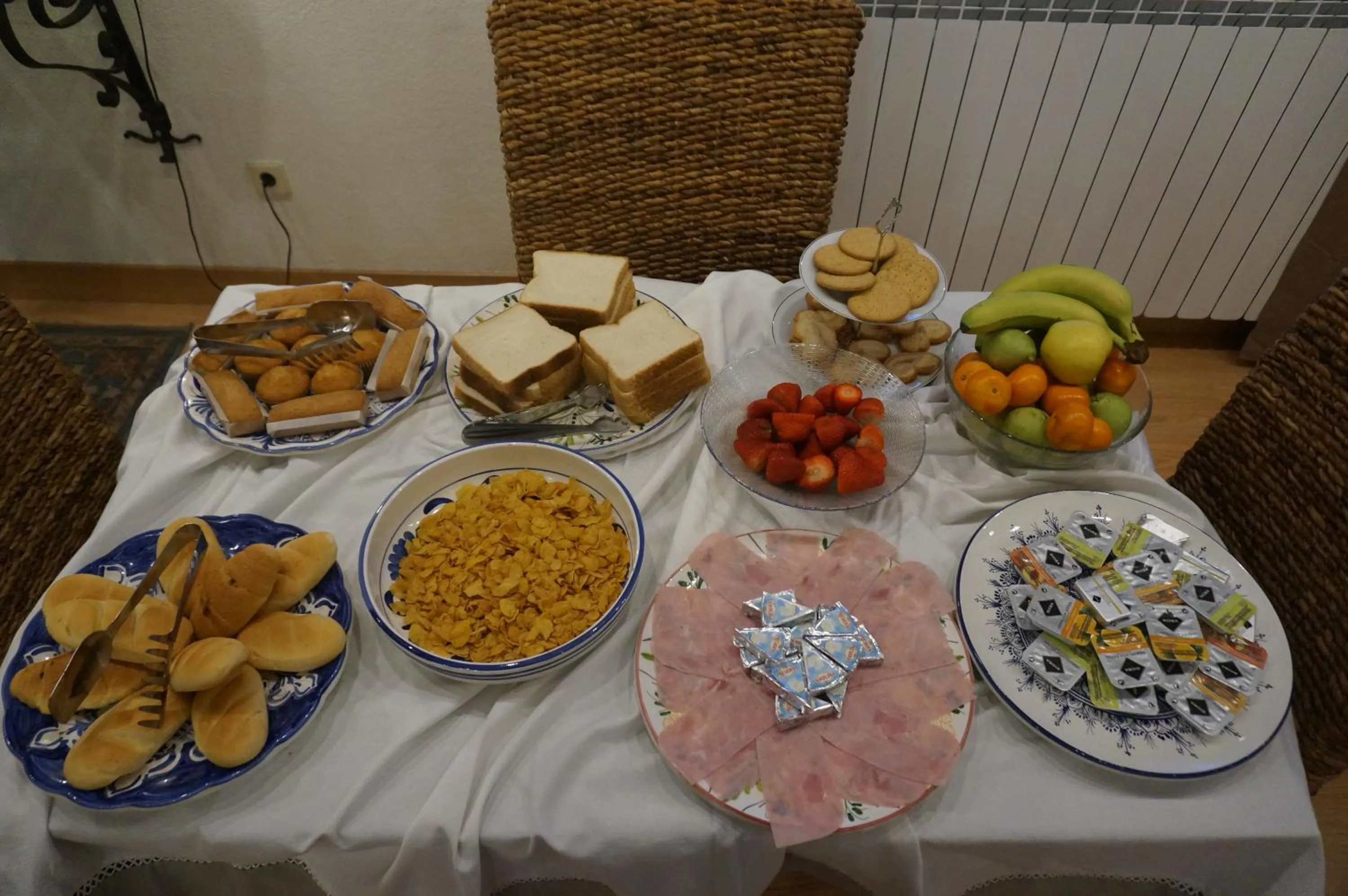 Lounge or bar in Hotel Elizondo