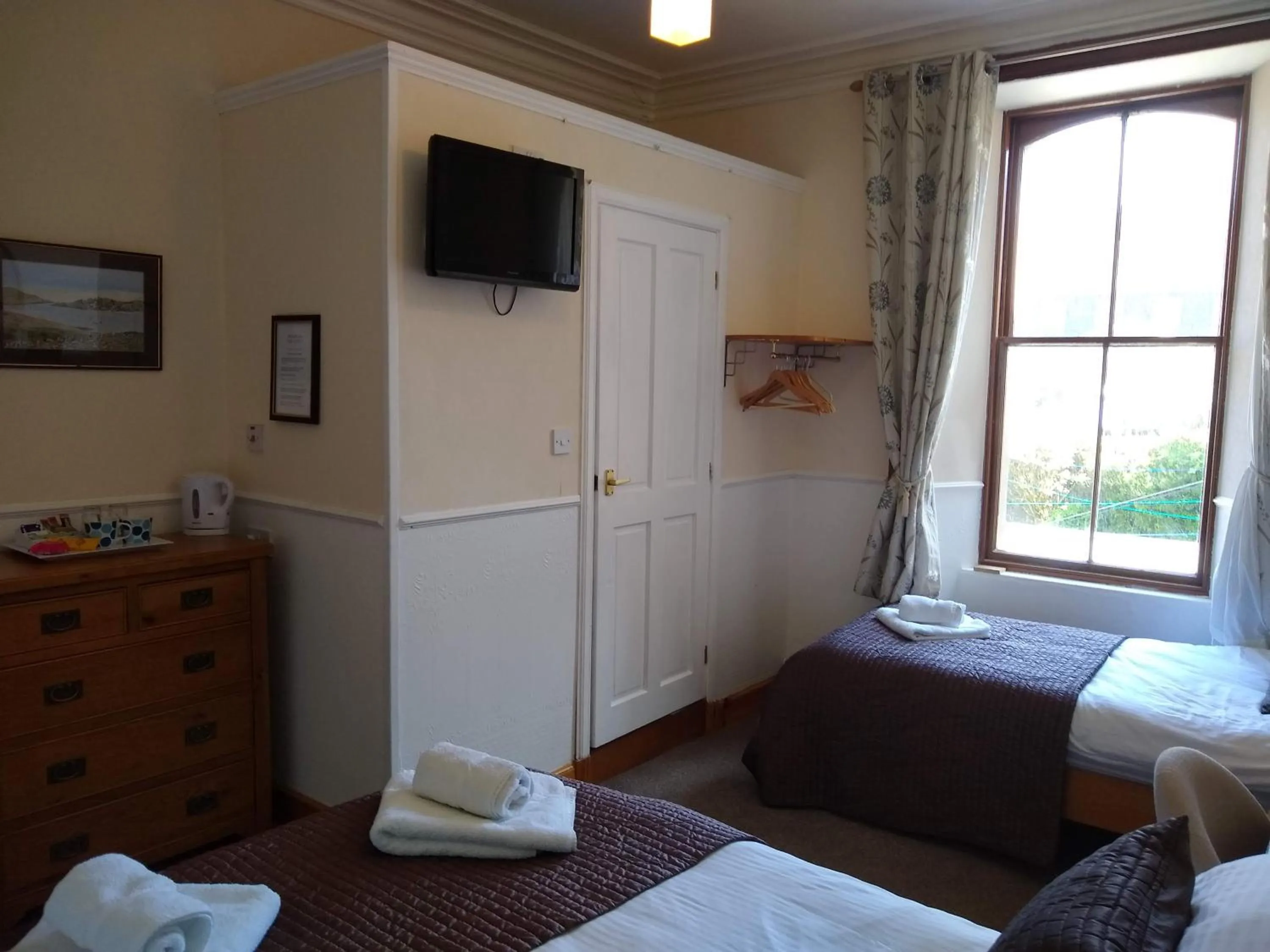 Bedroom, Bed in Solheim Guest House