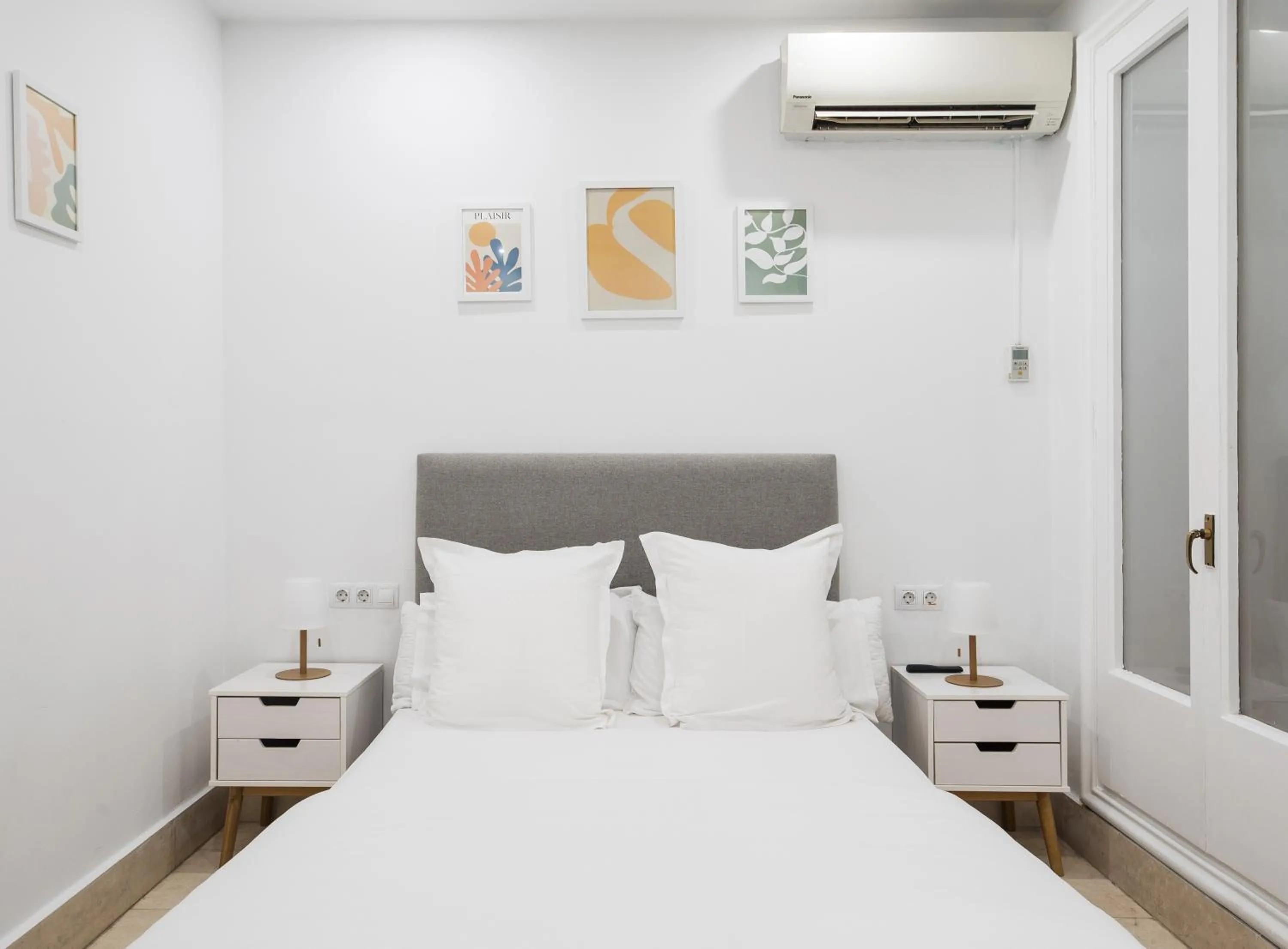 Bed in No Limit Barcelona Central