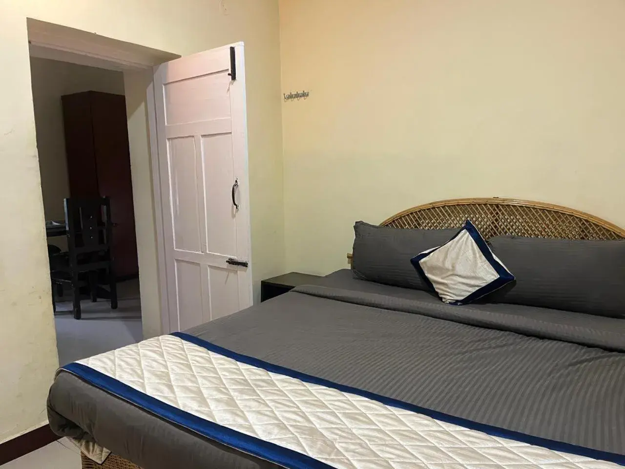 Budget Double Room in Bruton resorts Budget Double Room in Bruton resorts