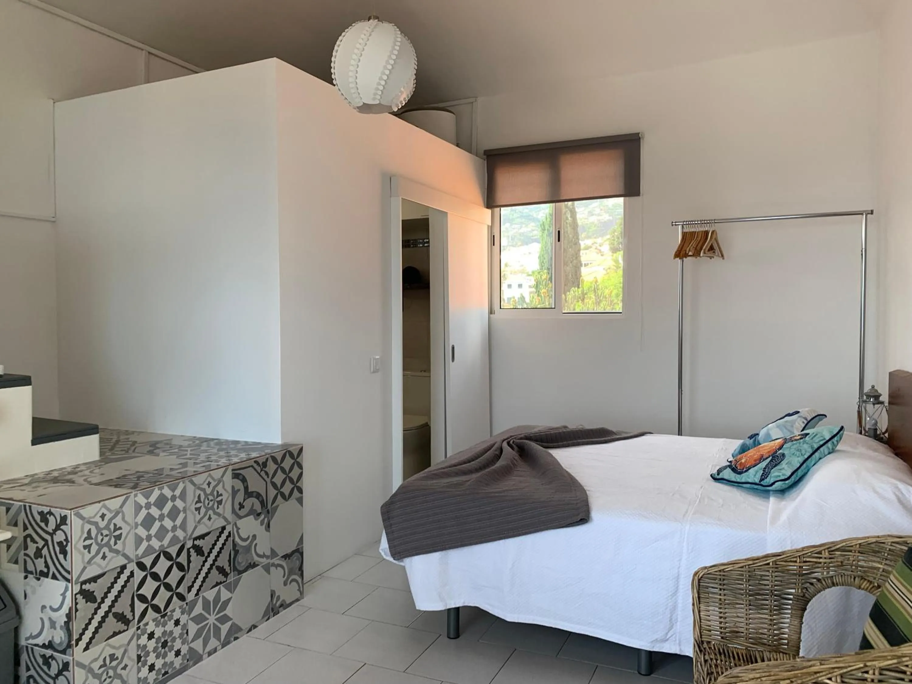 Bathroom, Bed in Vitorina Corte Guesthouse