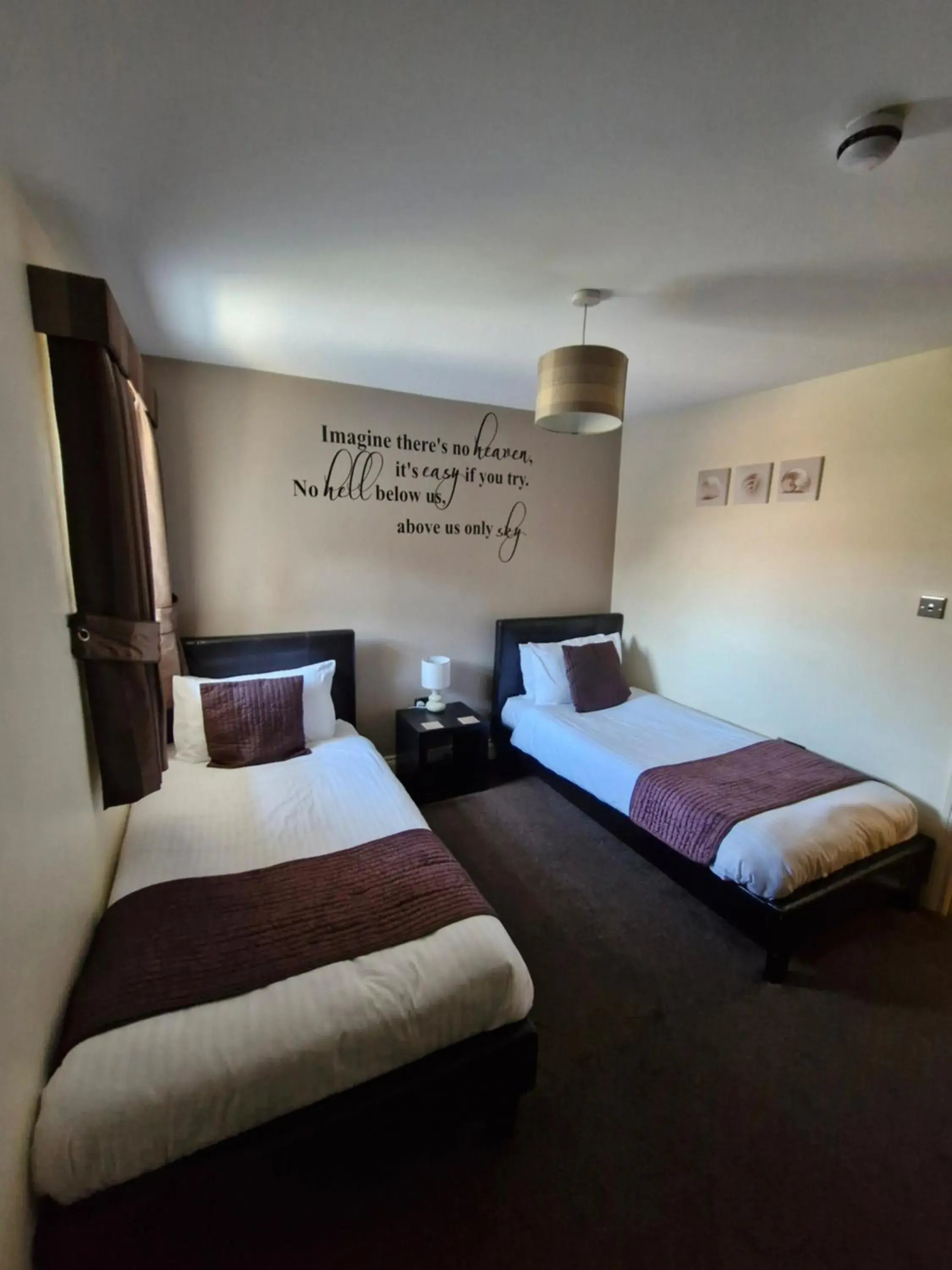 Twin Room in The Court House Inn Twin Room in The Court House Inn
