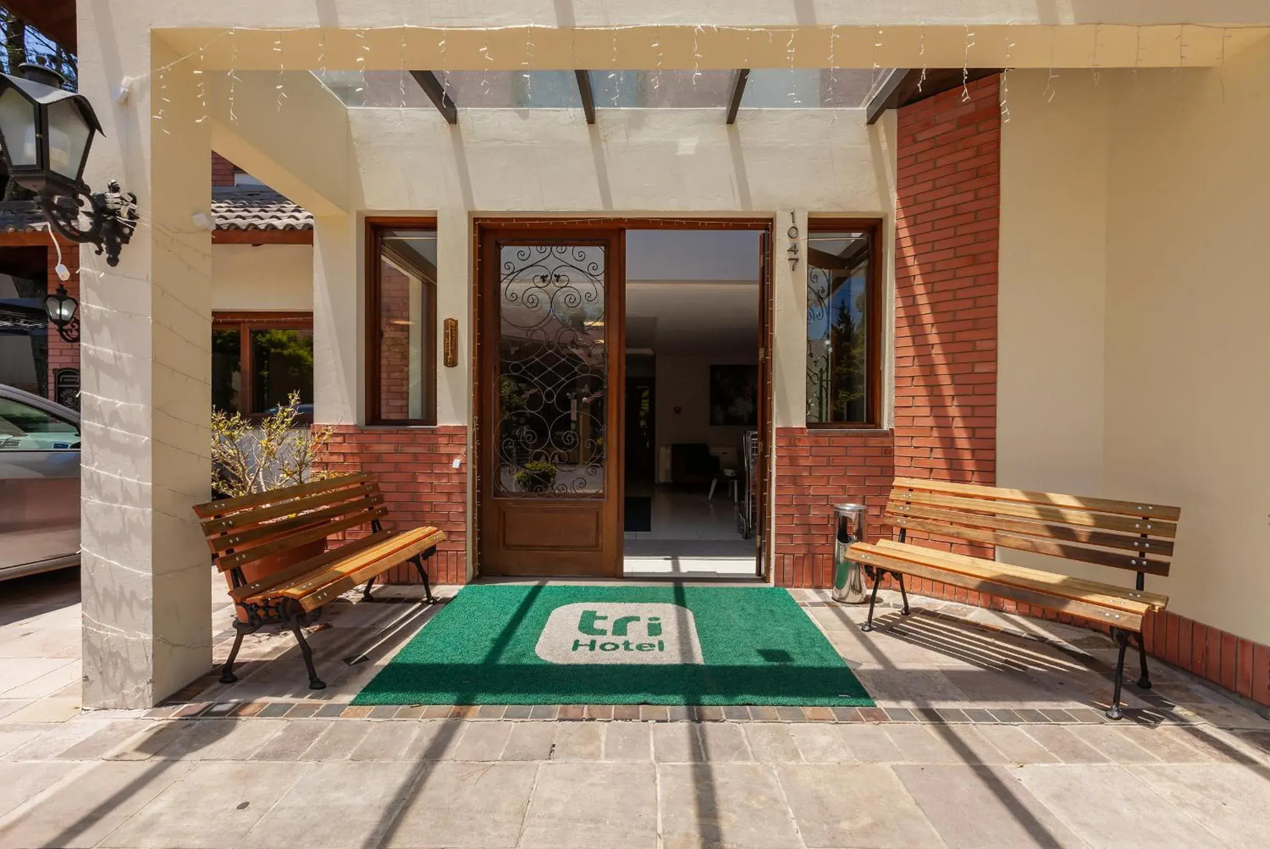 Facade/entrance in Tri Hotel Lago Gramado Facade/entrance in Tri Hotel Lago Gramado