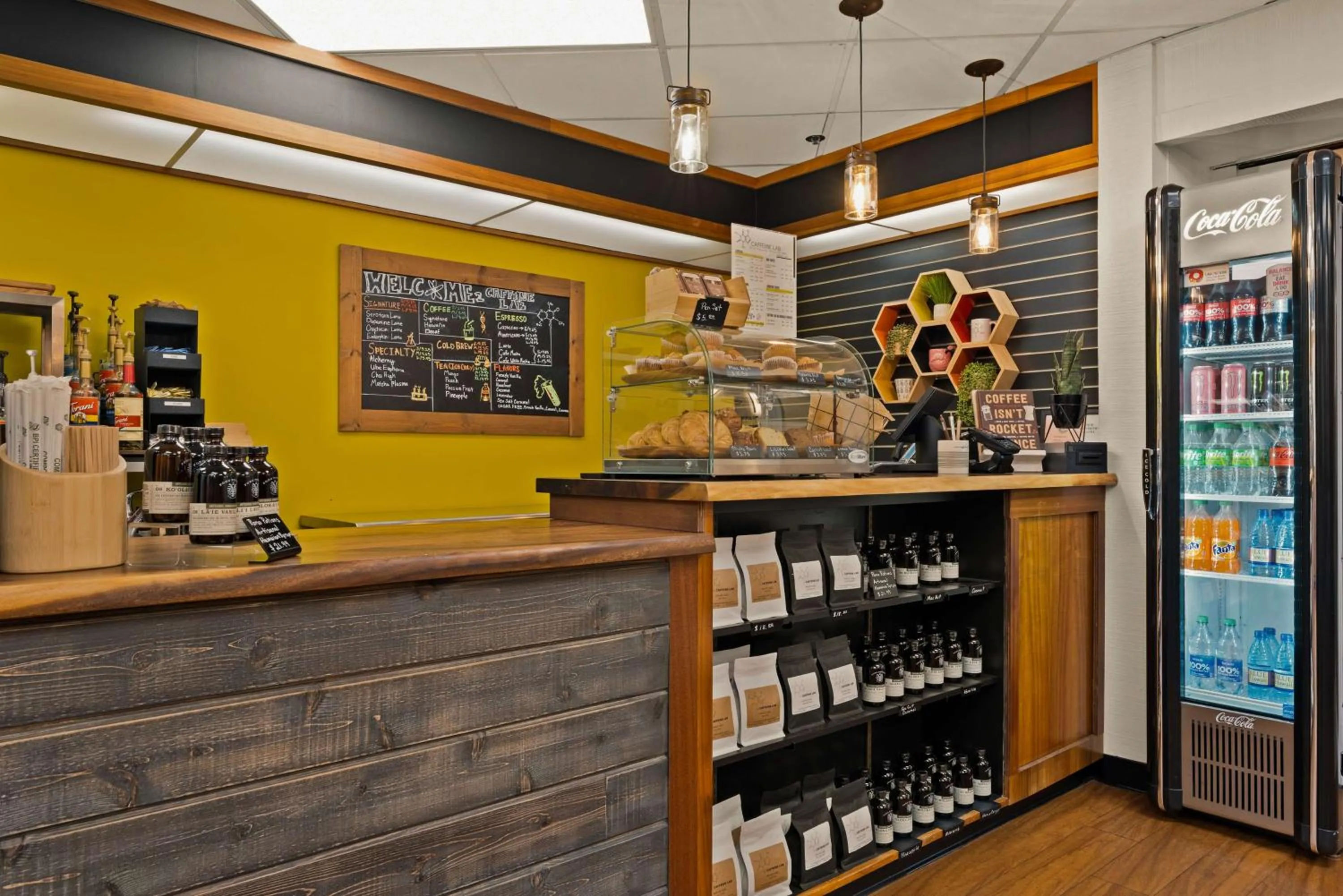 Food and drinks in Best Western The Plaza Hotel Honolulu Airport - Free Breakfast