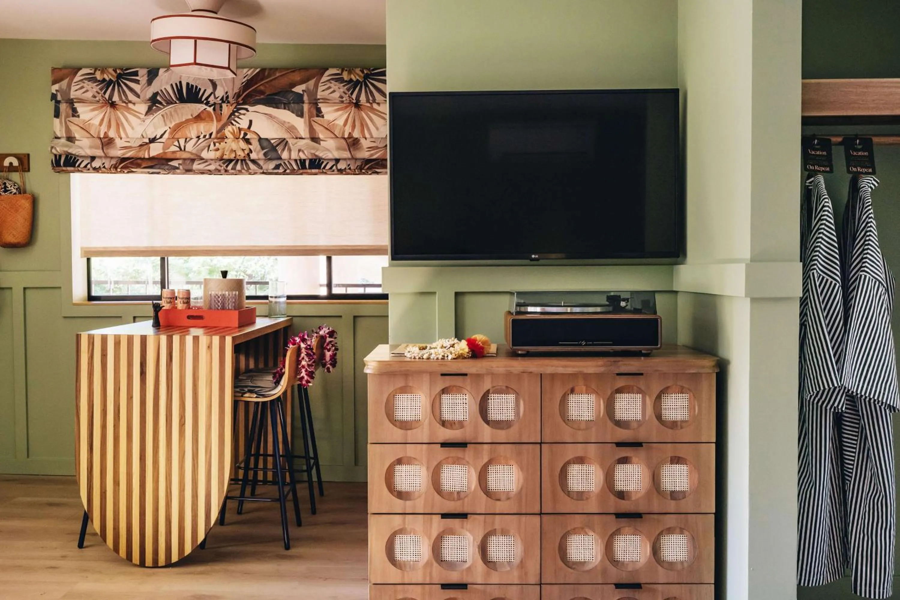 Other in Wayfinder Waikiki - Voted Top 10 Best Hotels in Hawaii!