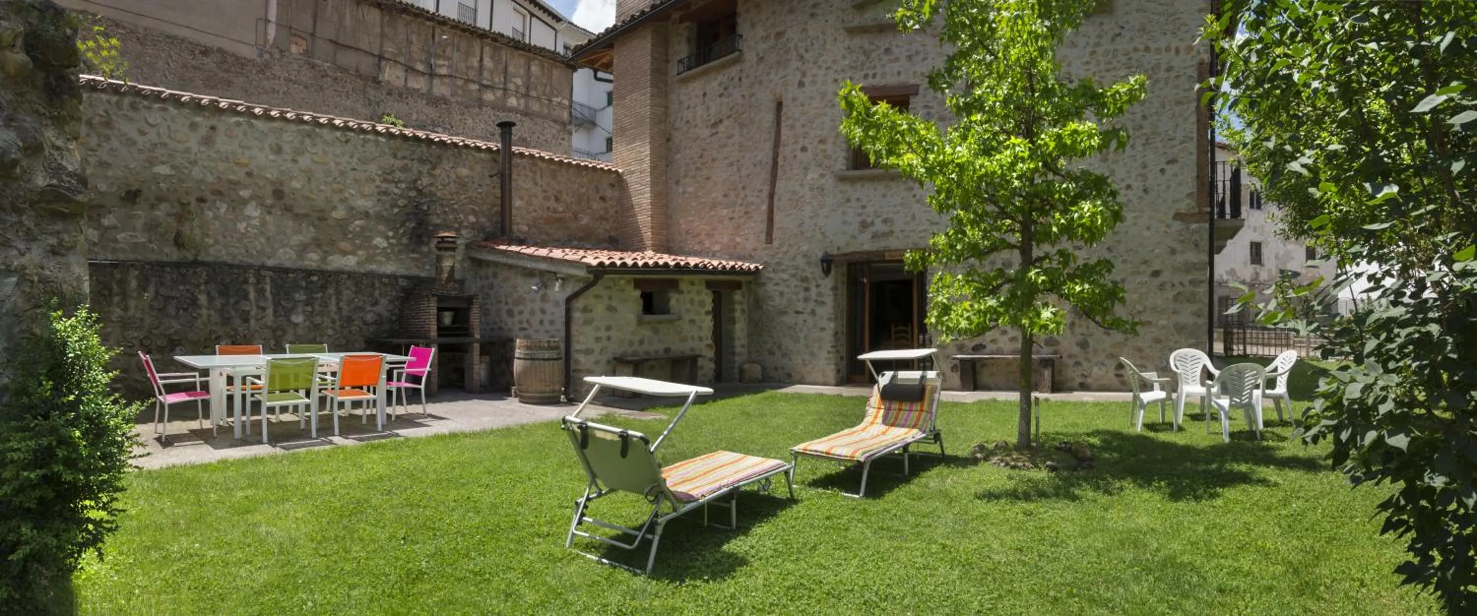 BBQ facilities in Hotel Rural Villa Liquidámbar