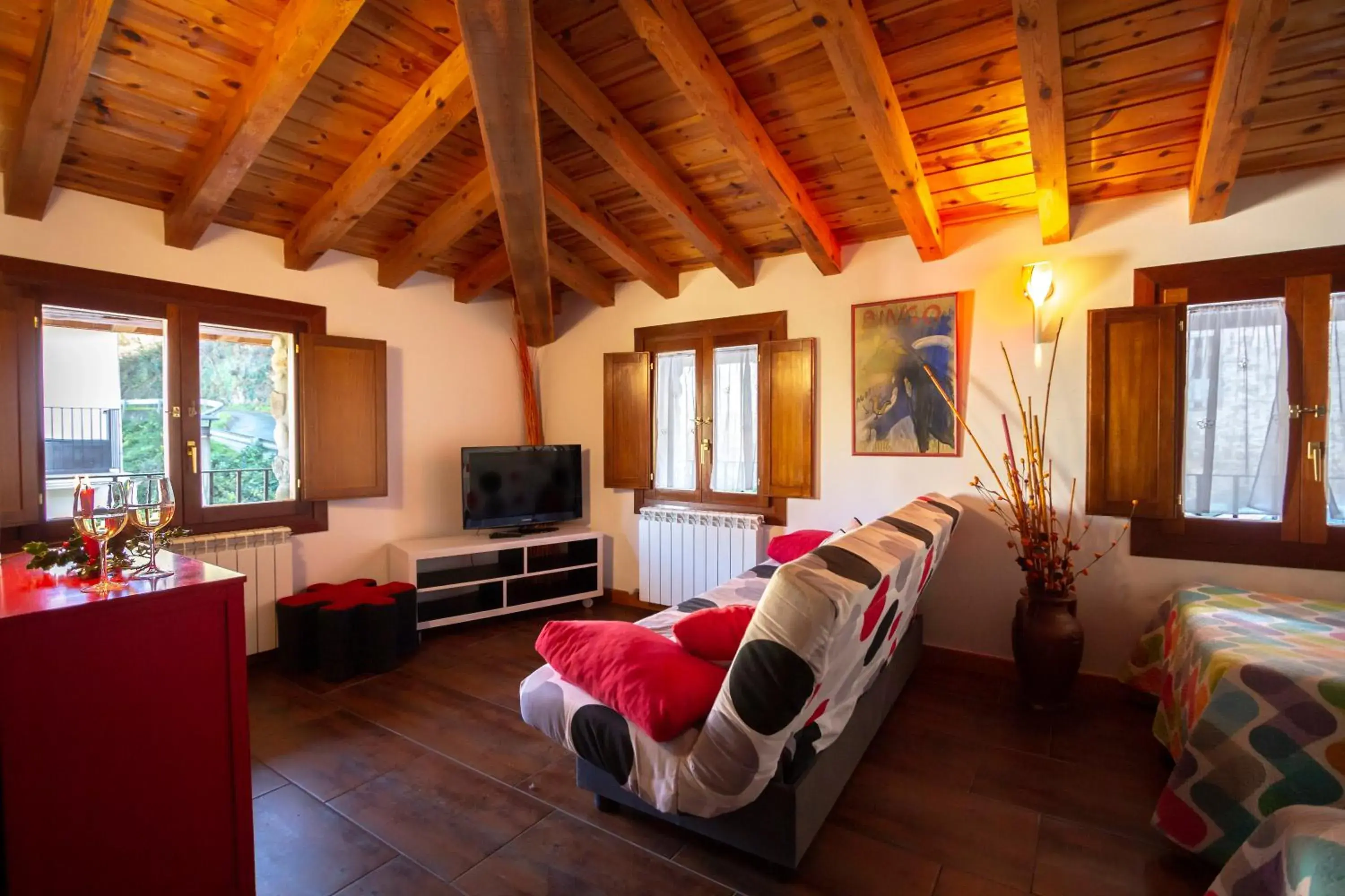 Photo of the whole room in Hotel Rural Villa Liquidámbar Photo of the whole room in Hotel Rural Villa Liquidámbar